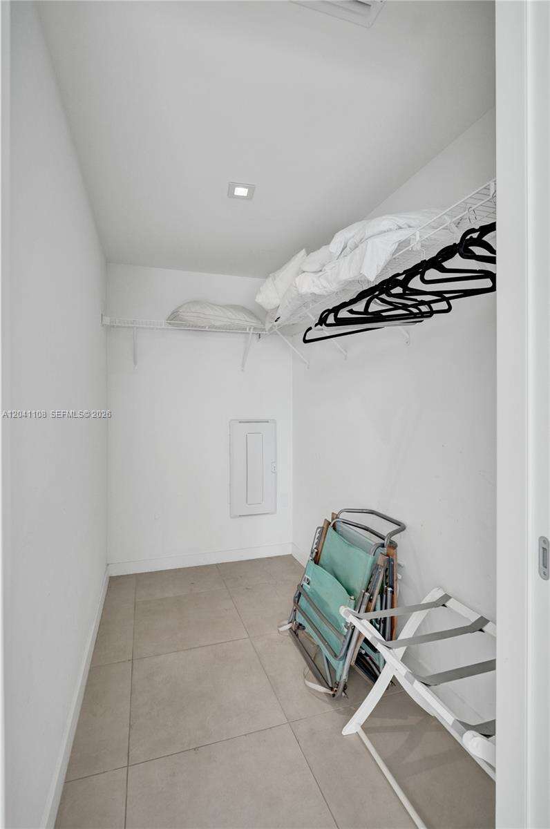 Tiffany House at 401 Birch Rd, Fort Lauderdale, FL 33304 - For Rent photo 35