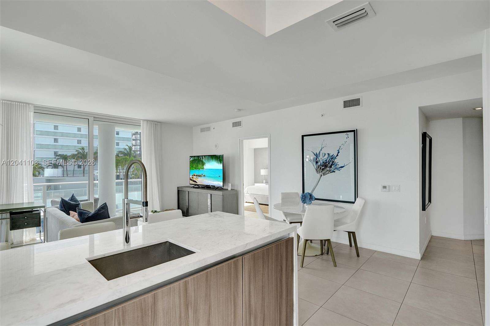 Tiffany House at 401 Birch Rd, Fort Lauderdale, FL 33304 - For Rent photo 36