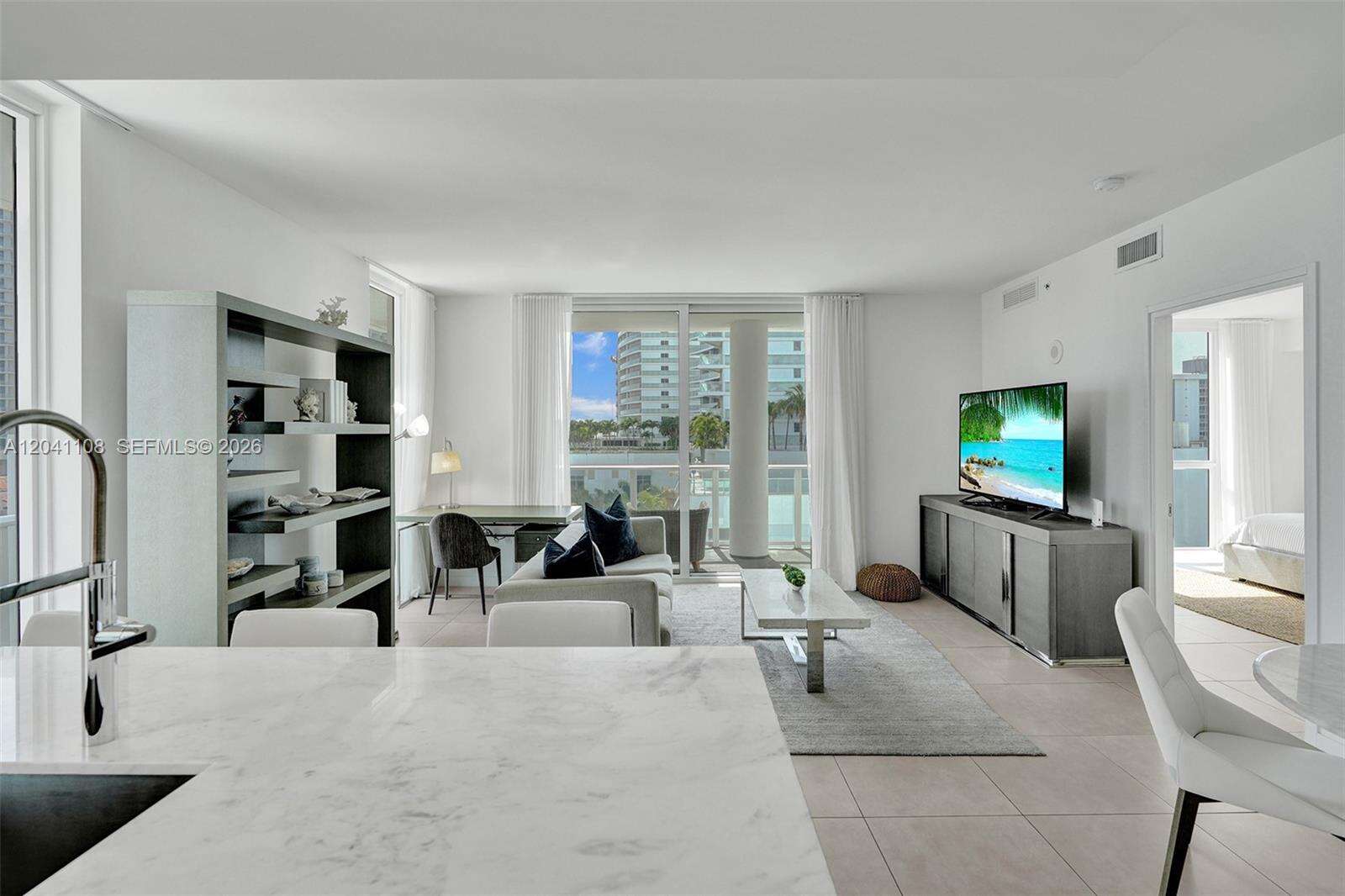 Tiffany House at 401 Birch Rd, Fort Lauderdale, FL 33304 - For Rent photo 37
