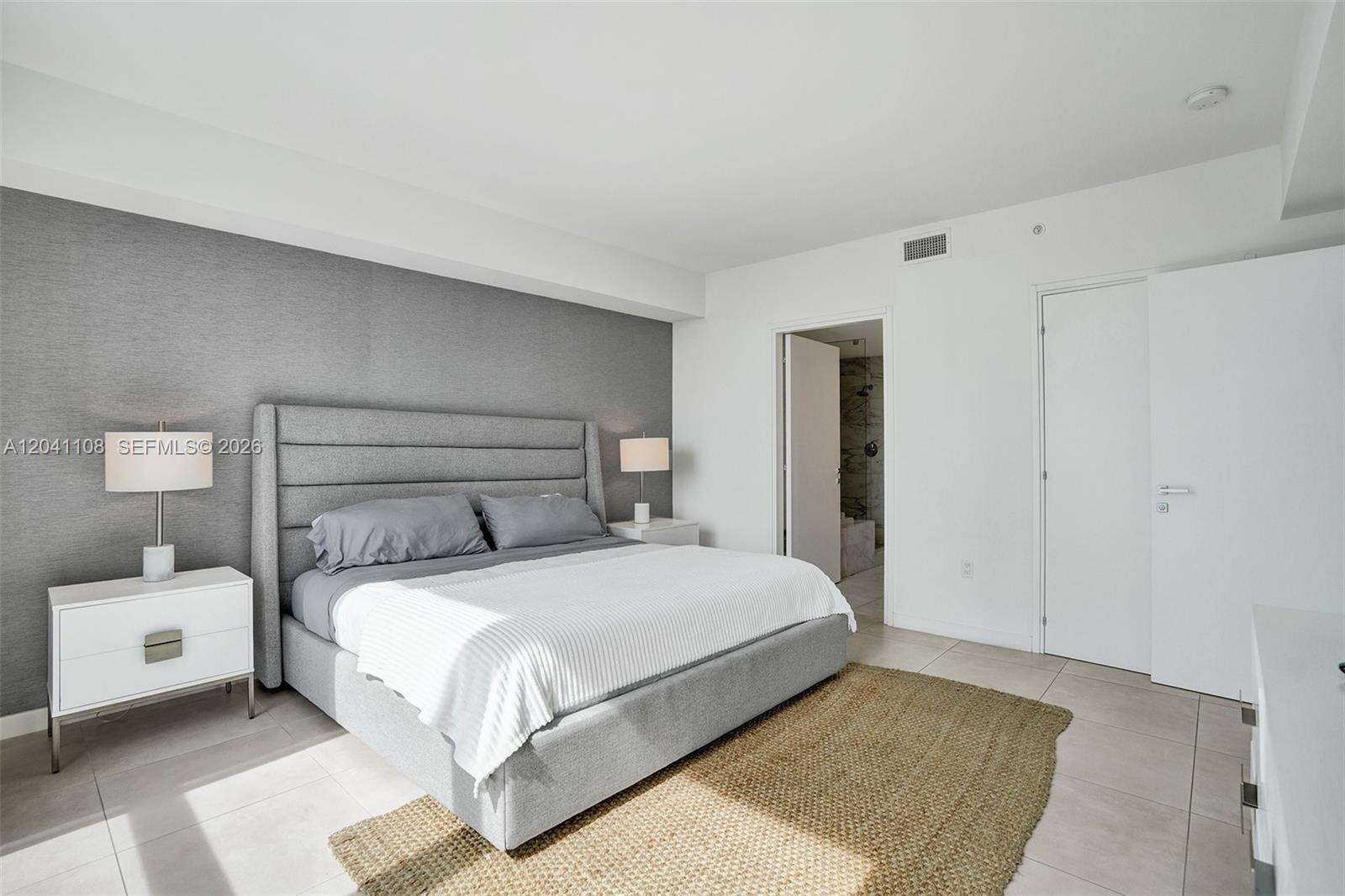 Tiffany House at 401 Birch Rd, Fort Lauderdale, FL 33304 - For Rent photo 7