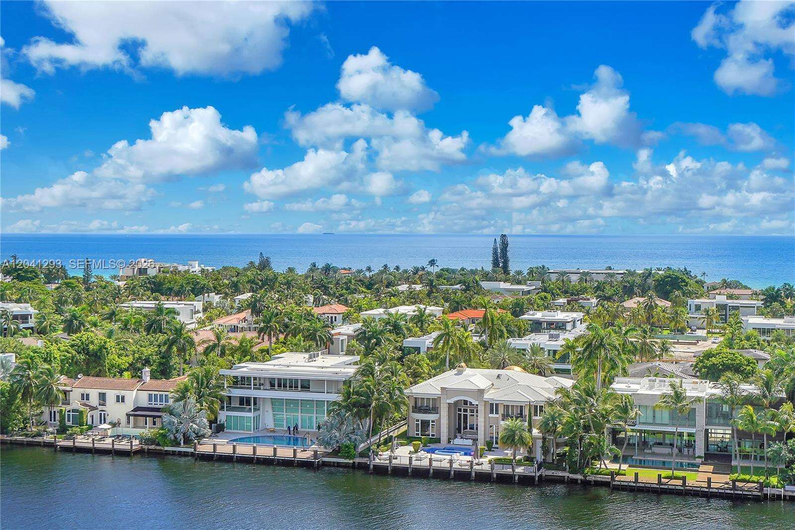 Waterview at 20515 Country Club Dr, Aventura, FL 33180 - For Rent photo 2