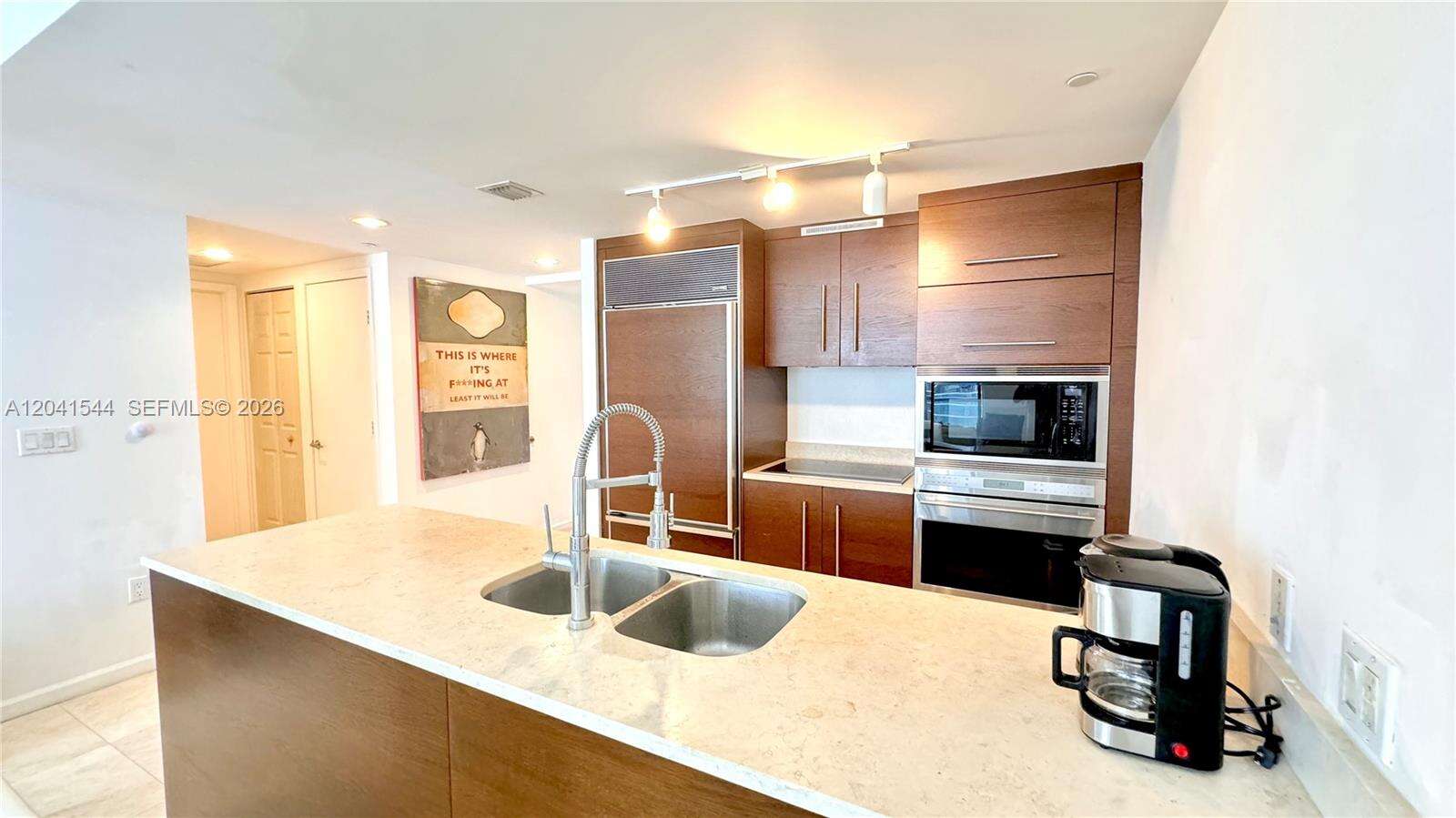 Icon Brickell 1 at 475 Brickell Ave, Miami, FL 33131 - For Rent photo 32