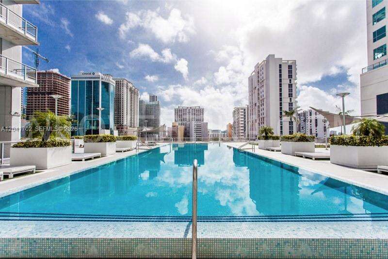 Neo Vertika at 690 1 Ct, Miami, FL 33130 - For Rent photo 20