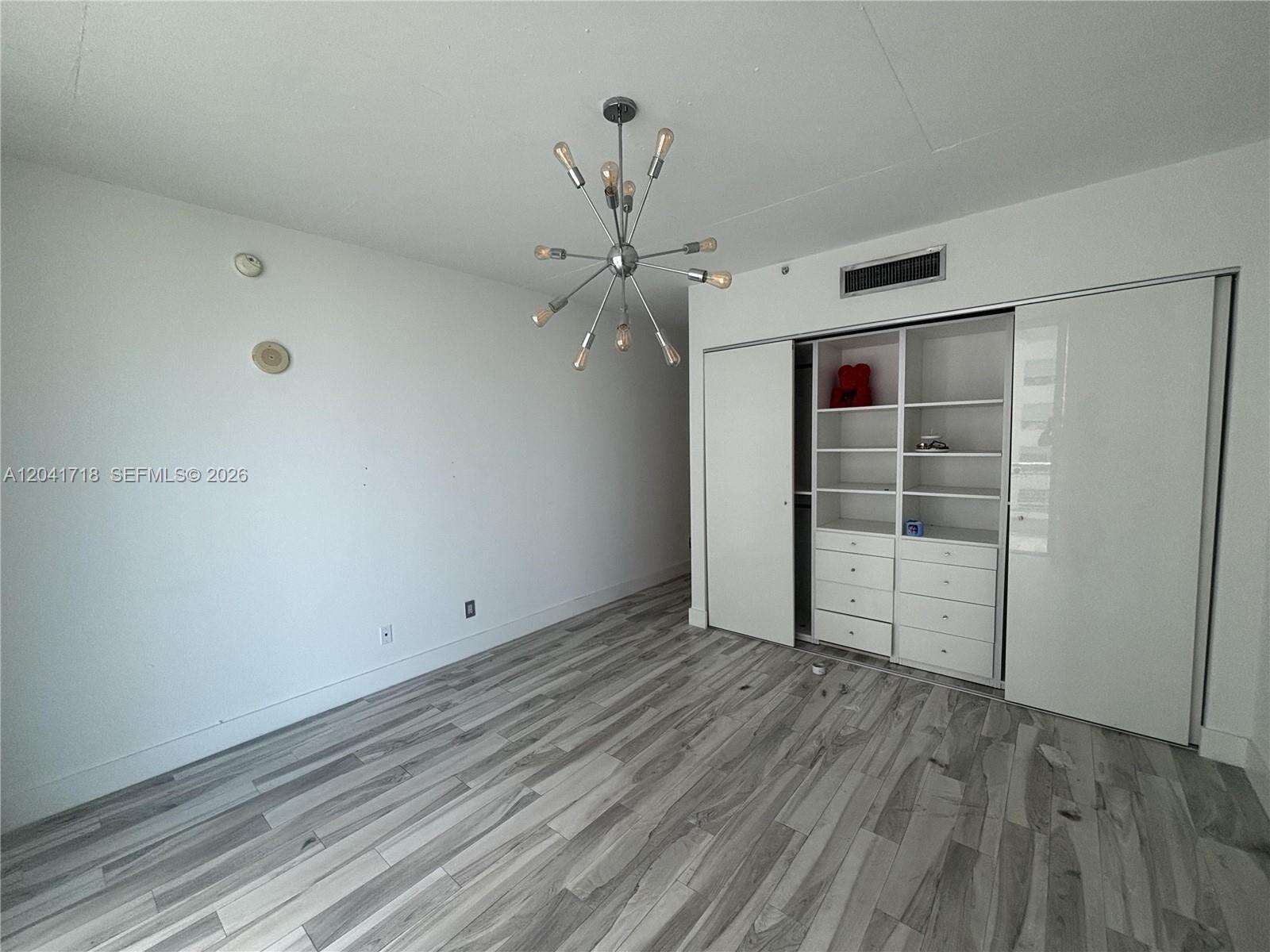 Neo Vertika at 690 1 Ct, Miami, FL 33130 - For Rent photo 14