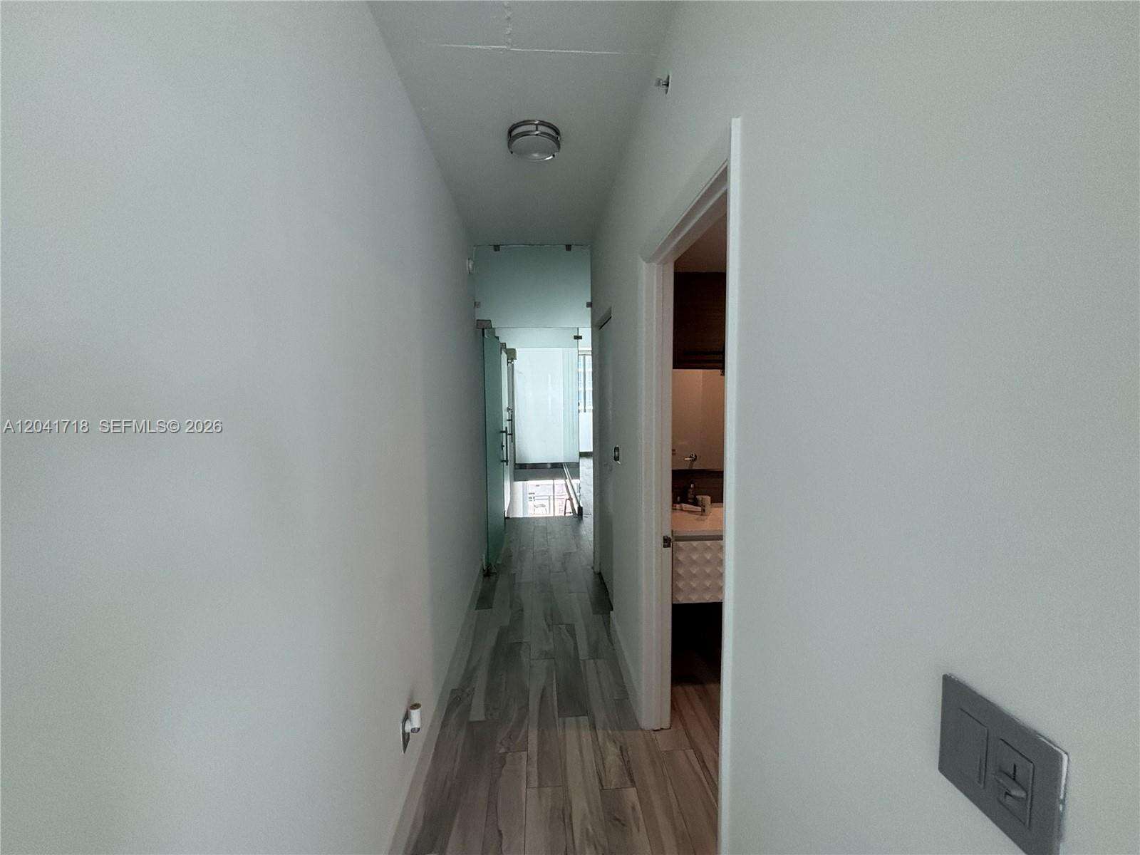 Neo Vertika at 690 1 Ct, Miami, FL 33130 - For Rent photo 16