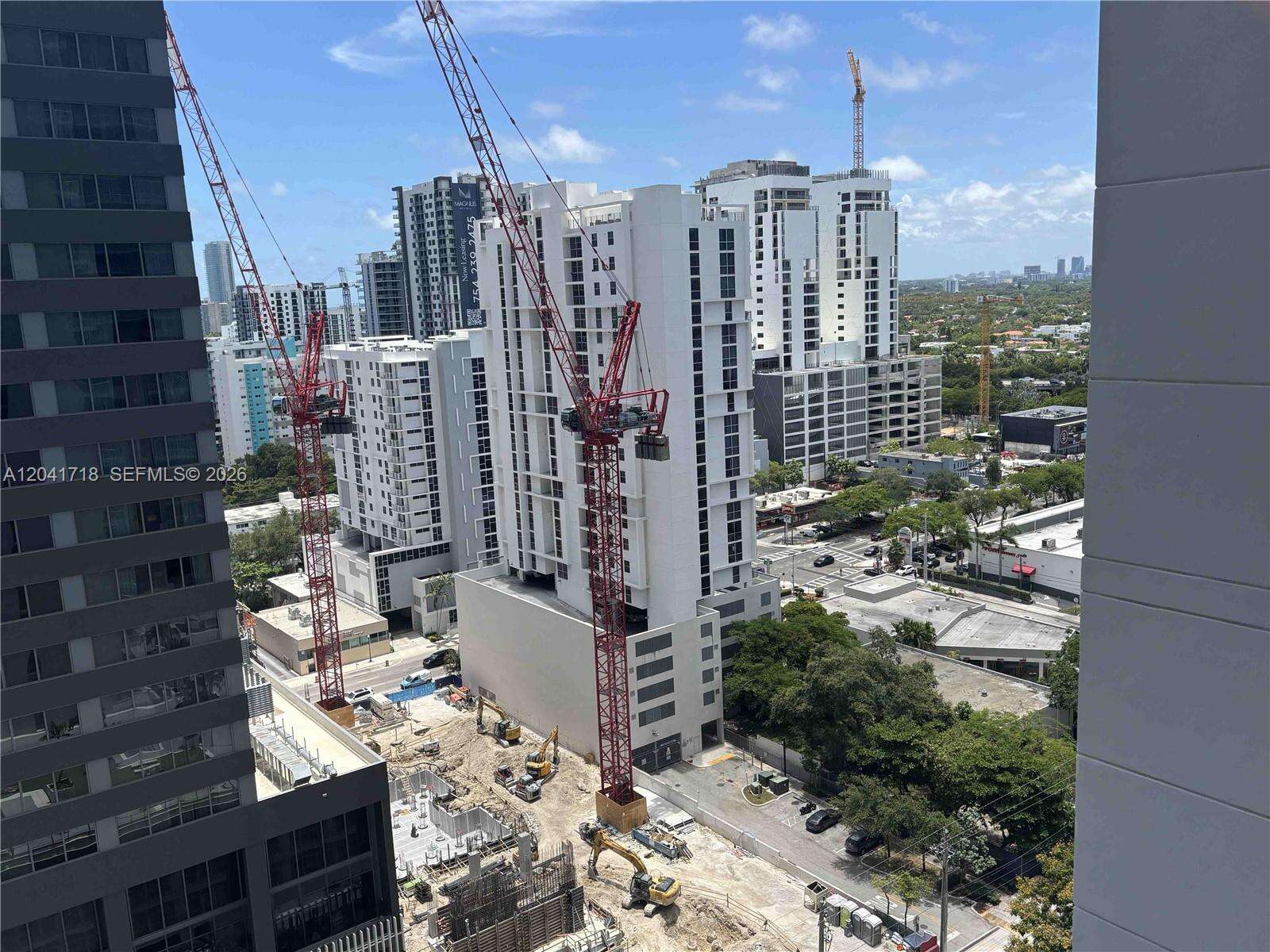 Neo Vertika at 690 1 Ct, Miami, FL 33130 - For Rent photo 3