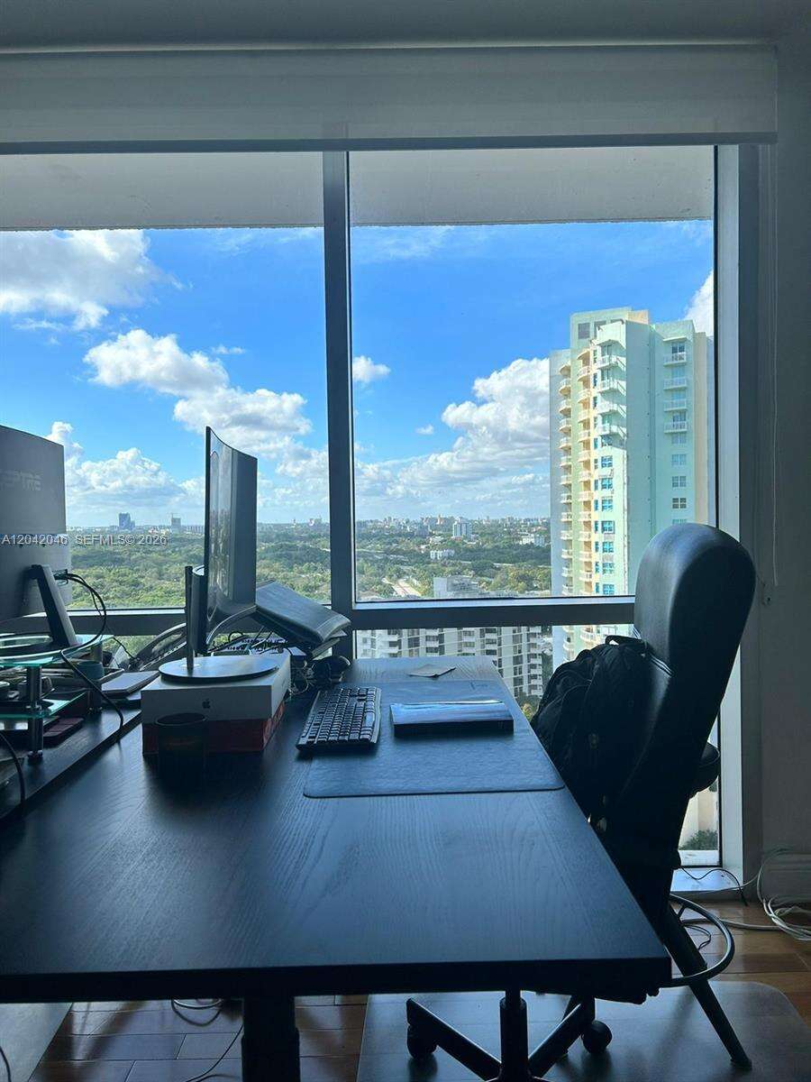 Brickell Townhouse at 2451 Brickell Ave, Miami, FL 33129 - For Rent photo 14