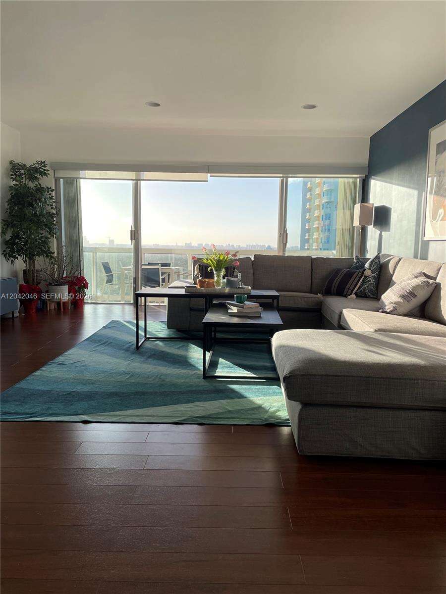 Brickell Townhouse at 2451 Brickell Ave, Miami, FL 33129 - For Rent photo 28