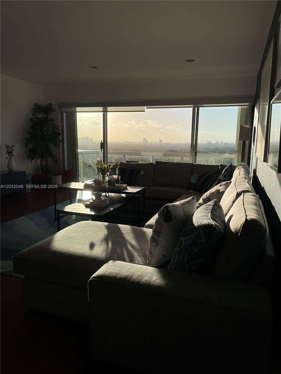 Brickell Townhouse at 2451 Brickell Ave, Miami, FL 33129 - For Rent photo 29