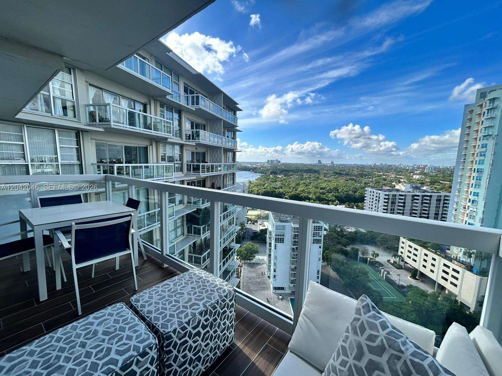 Brickell Townhouse at 2451 Brickell Ave, Miami, FL 33129 - For Rent photo 8