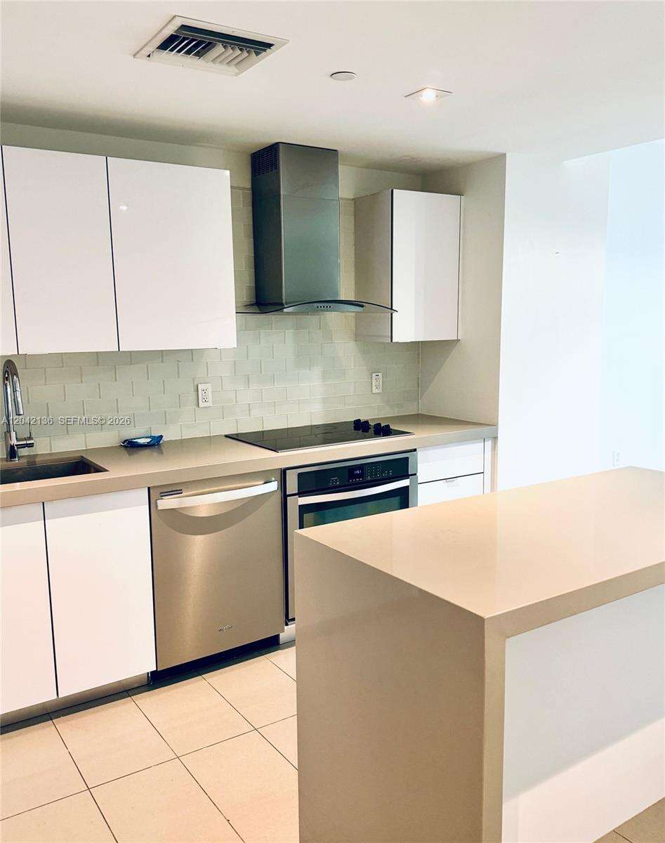 Canvas at 1600 1, Miami, FL 33132 - For Rent photo 14