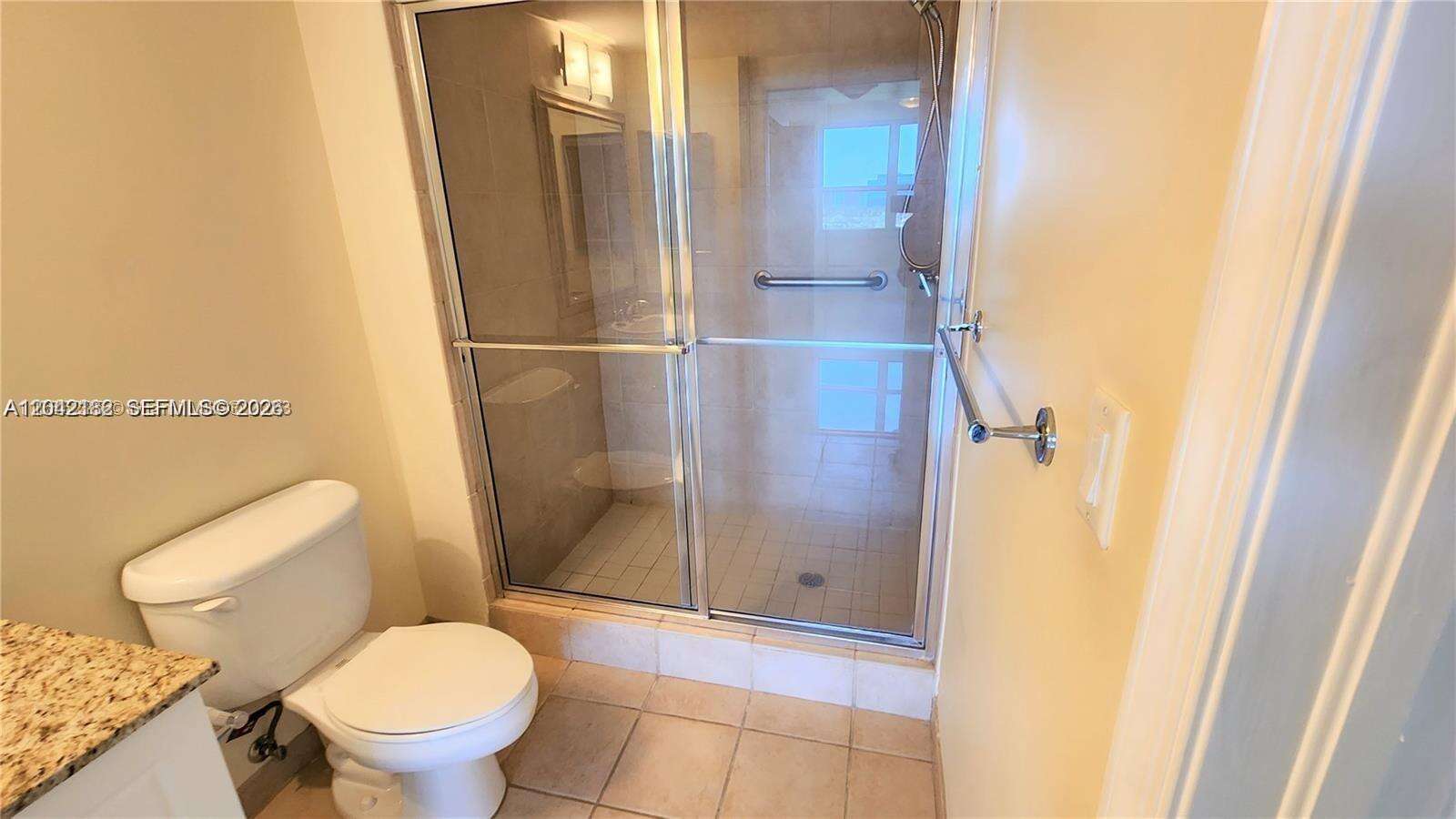 Turnberry On The Green at 19501 Country Club Dr, Aventura, FL 33180 - For Rent photo 17