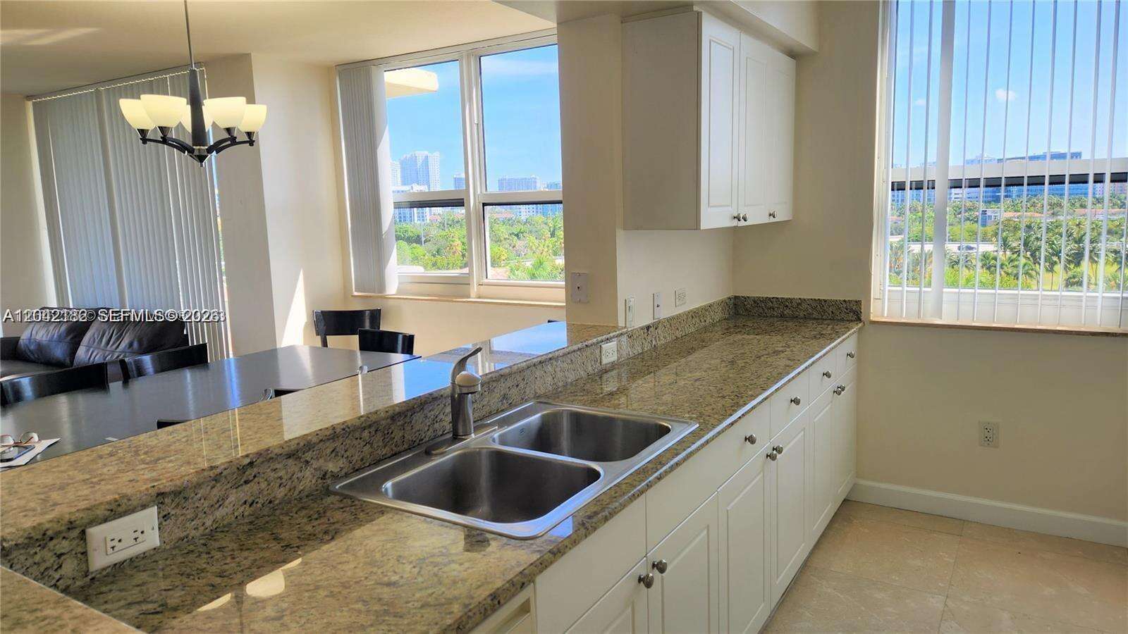 Turnberry On The Green at 19501 Country Club Dr, Aventura, FL 33180 - For Rent photo 3