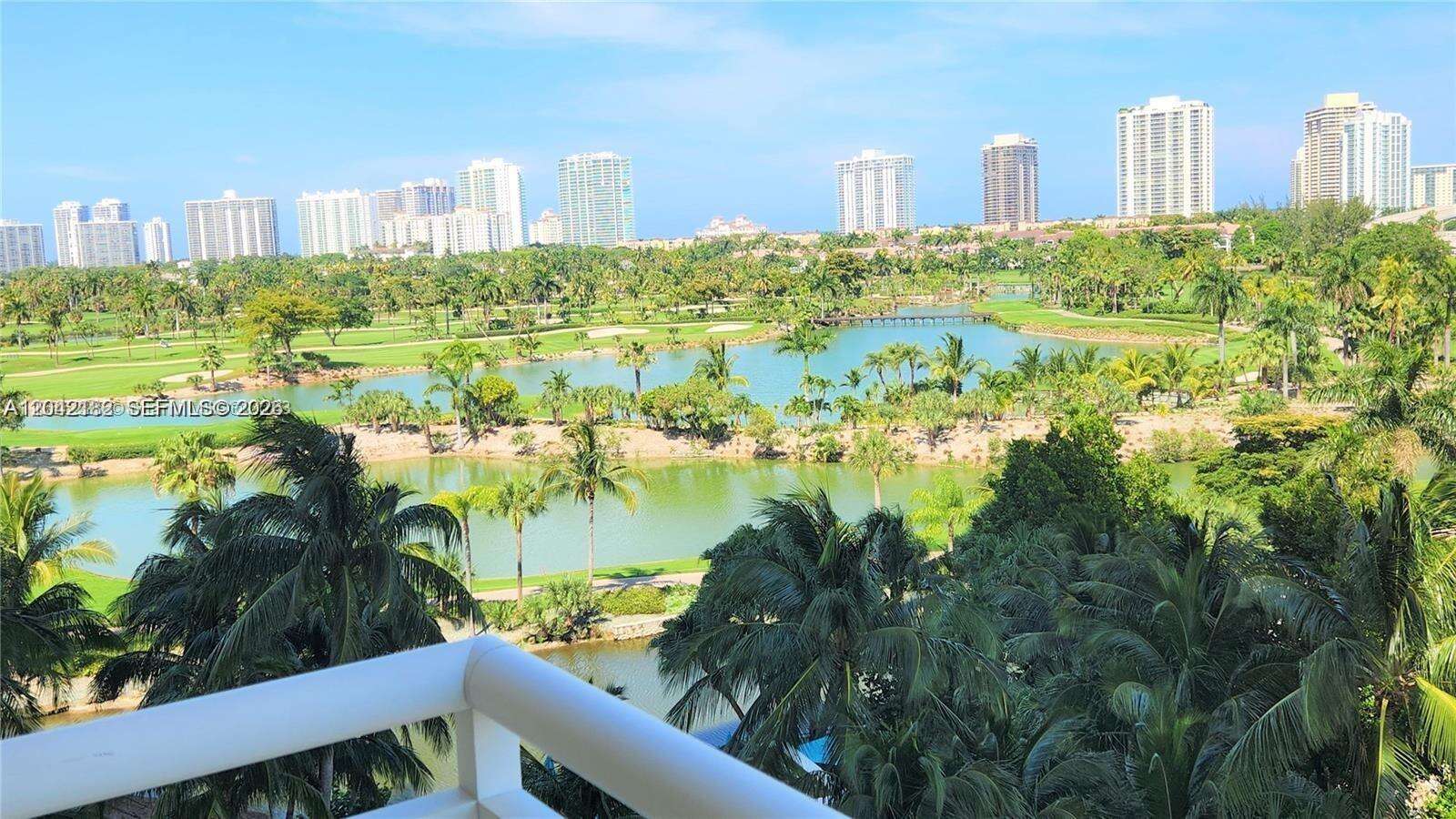 Turnberry On The Green at 19501 Country Club Dr, Aventura, FL 33180 - For Rent photo 8