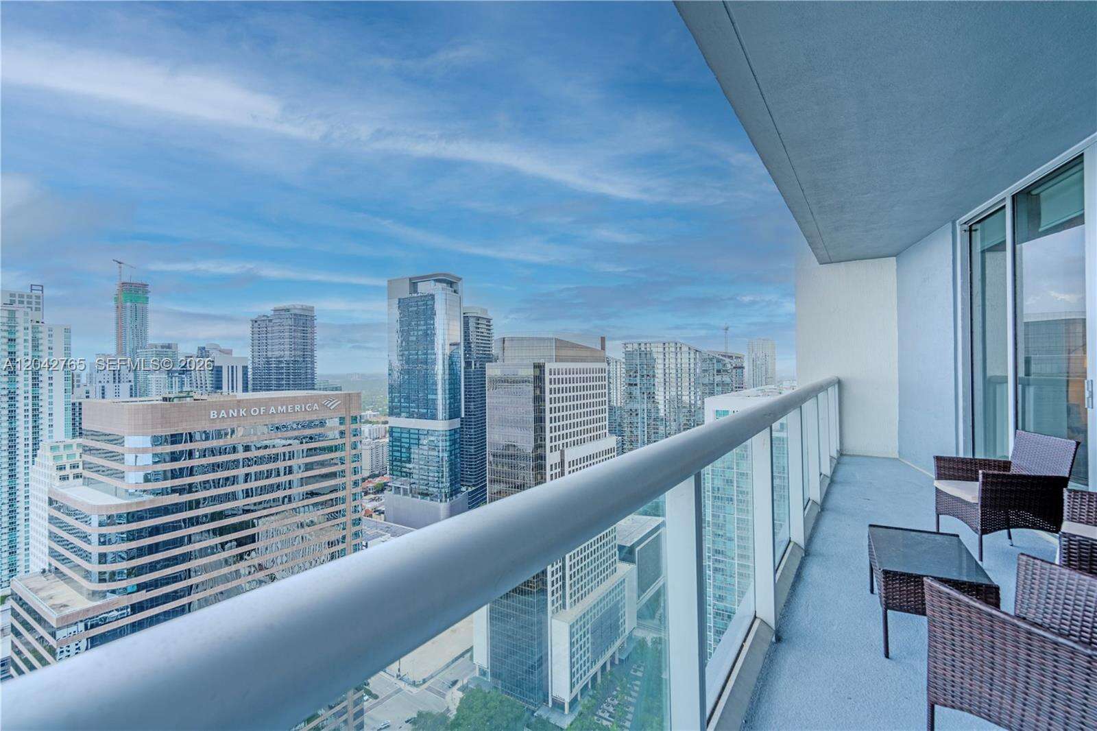 Icon Brickell 2 at 495 Brickell Ave, Miami, FL 33131 - For Rent photo 14