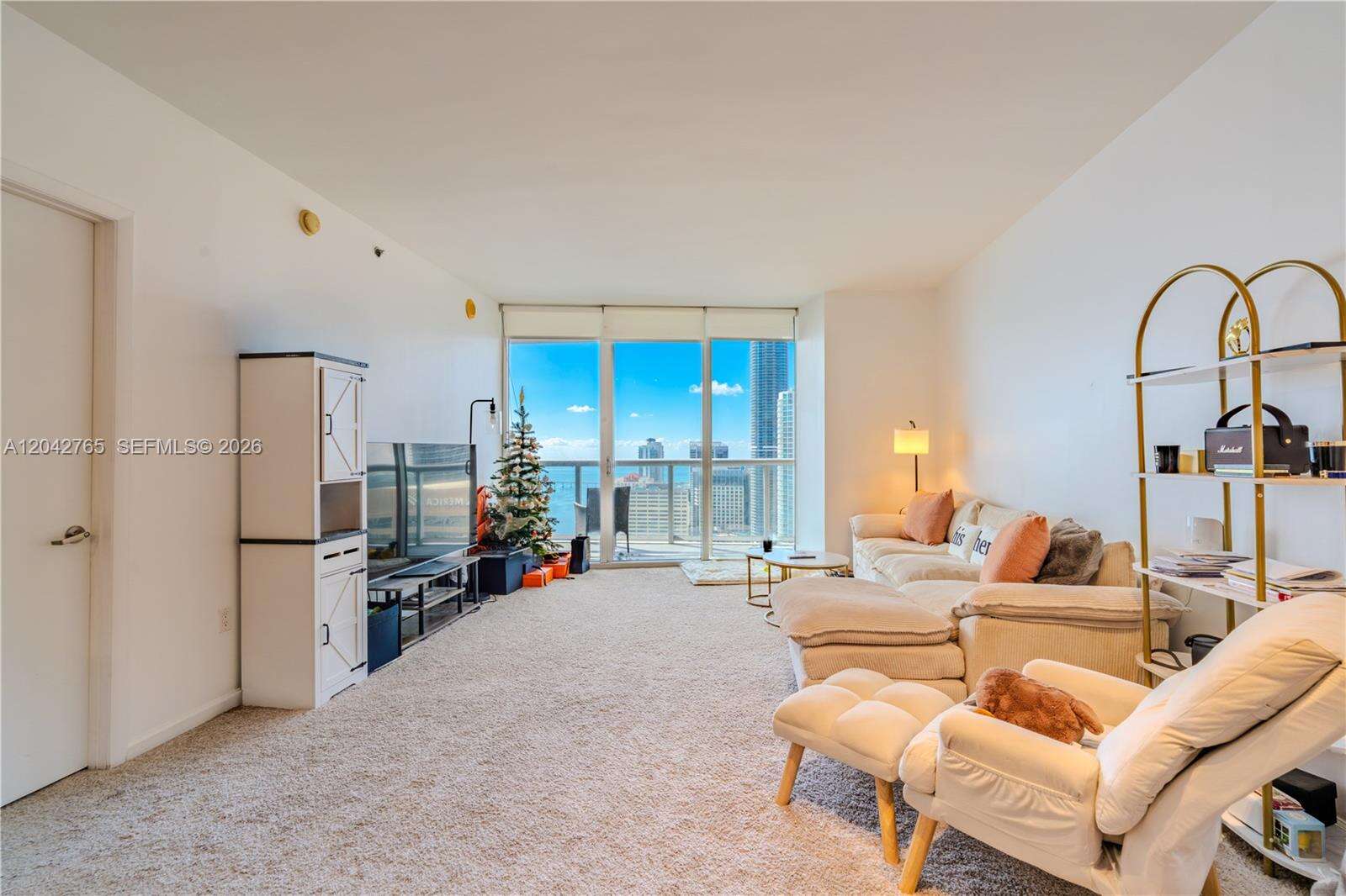 Icon Brickell 2 at 495 Brickell Ave, Miami, FL 33131 - For Rent photo 5