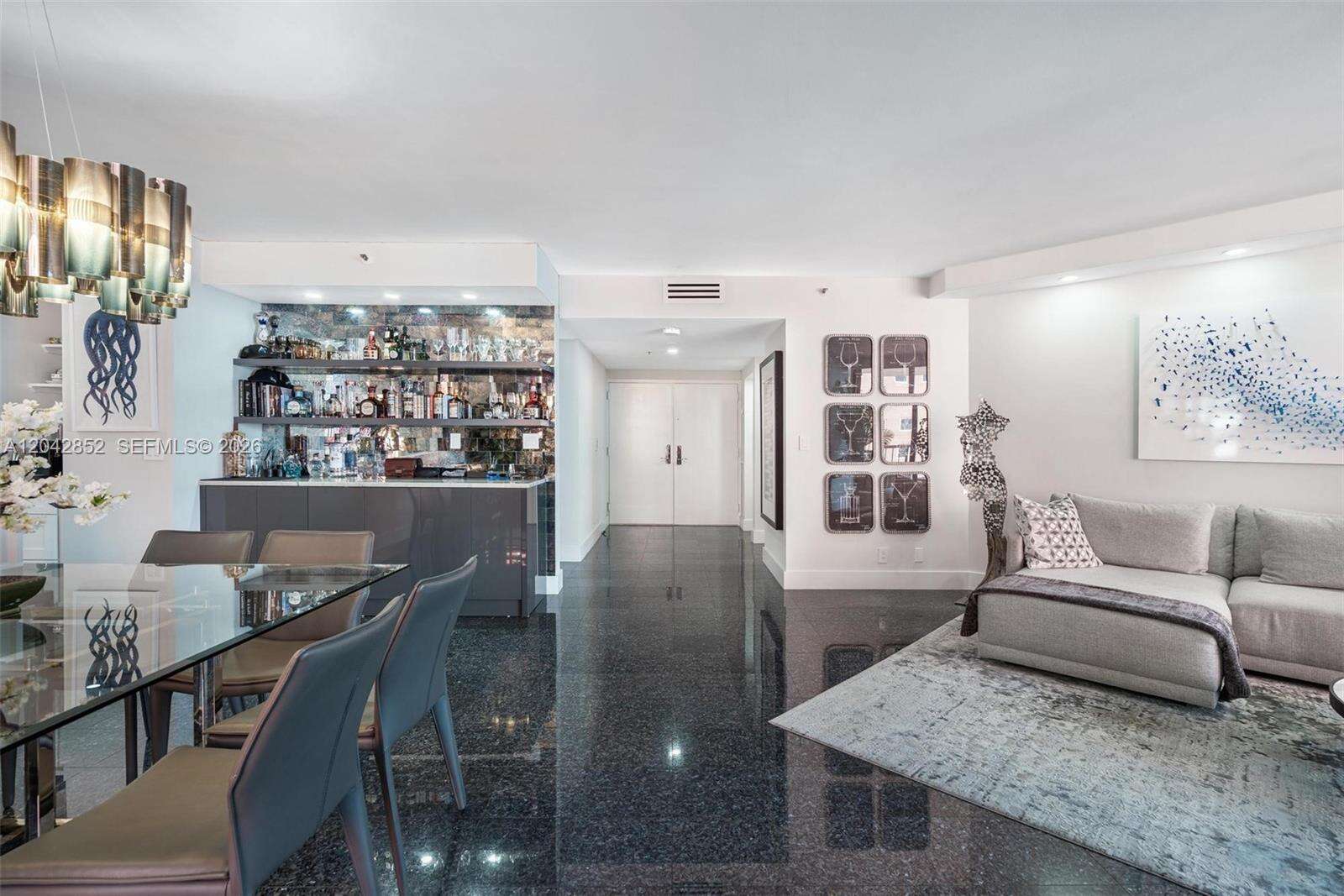 Villa Regina at 1581 Brickell Ave, Miami, FL 33129 - For Rent photo 11