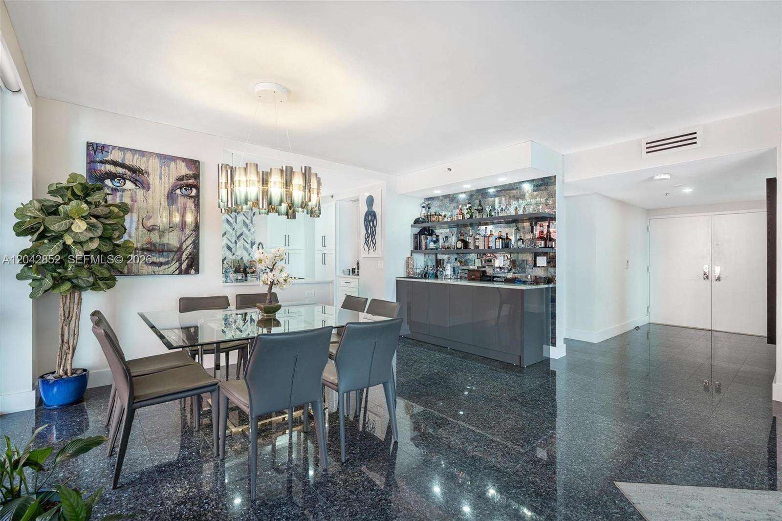 Villa Regina at 1581 Brickell Ave, Miami, FL 33129 - For Rent photo 10