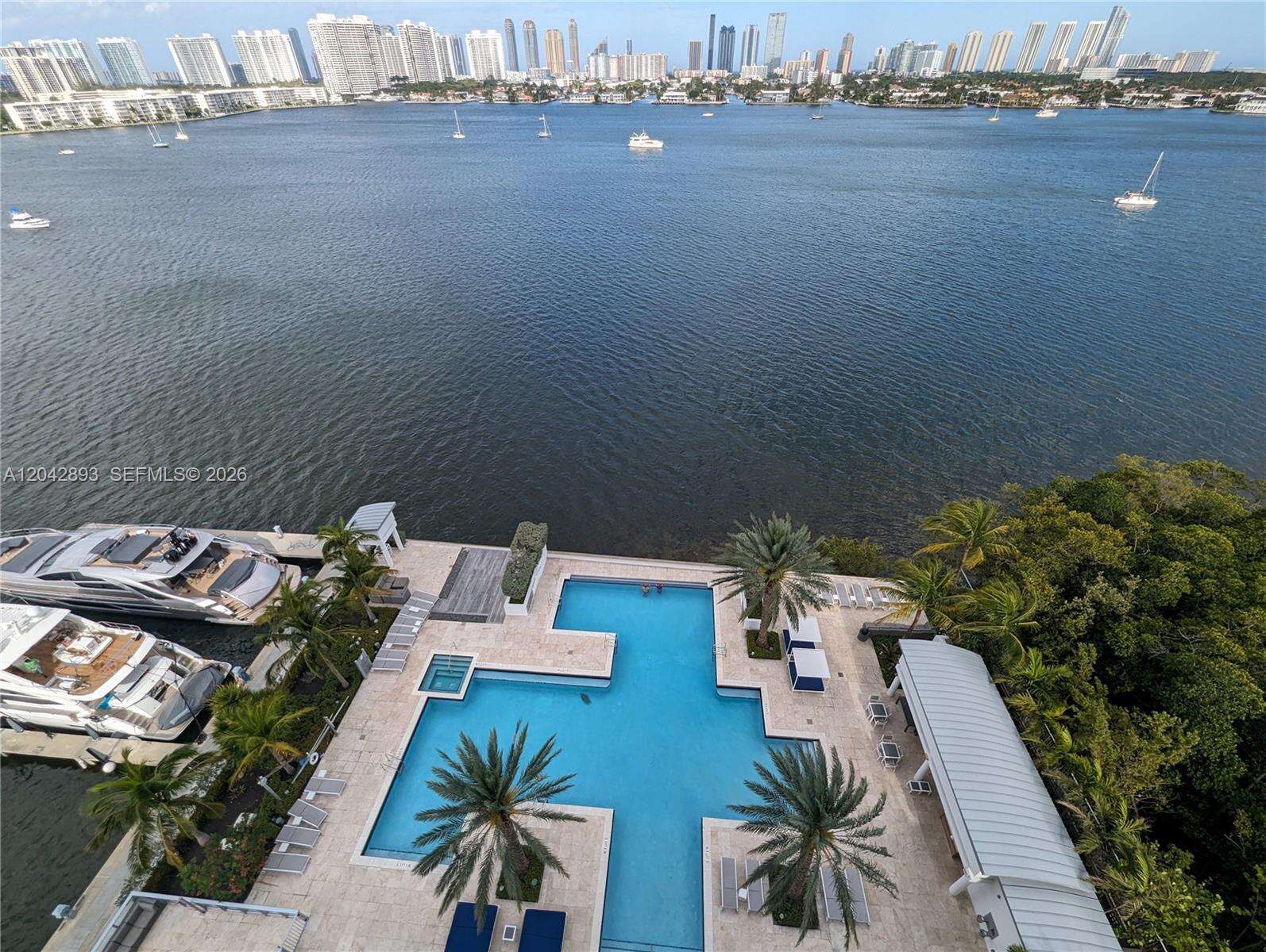 Marina Palms at 17111 Biscayne Blvd, North Miami Beach, FL 33160 - For Rent photo 1