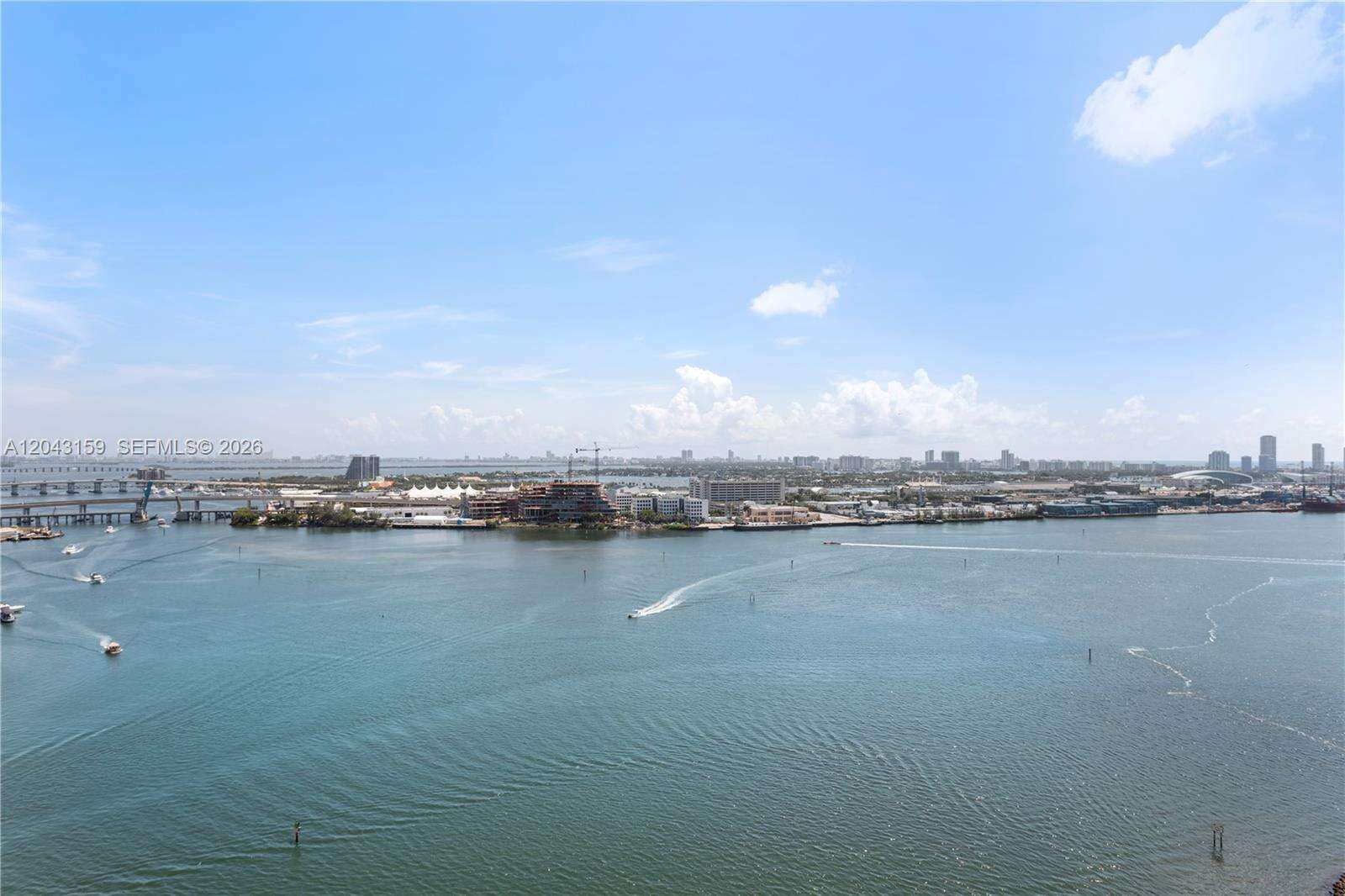 Icon Brickell 1 at 465 Brickell Ave, Miami, FL 33131 - For Rent photo 22