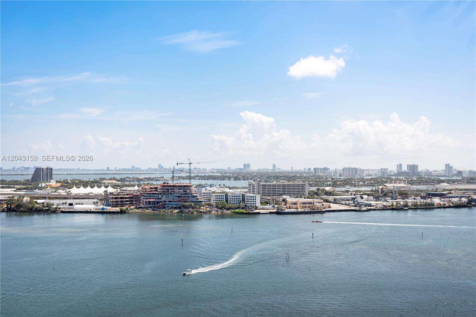Icon Brickell 1 at 465 Brickell Ave, Miami, FL 33131 - For Rent photo 23