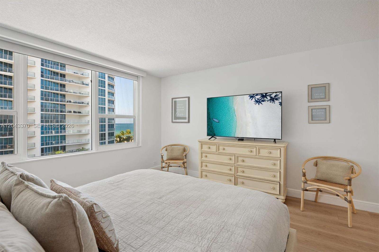 Alexander Towers at 3505 Ocean Dr, Hollywood, FL 33019 - For Rent photo 6