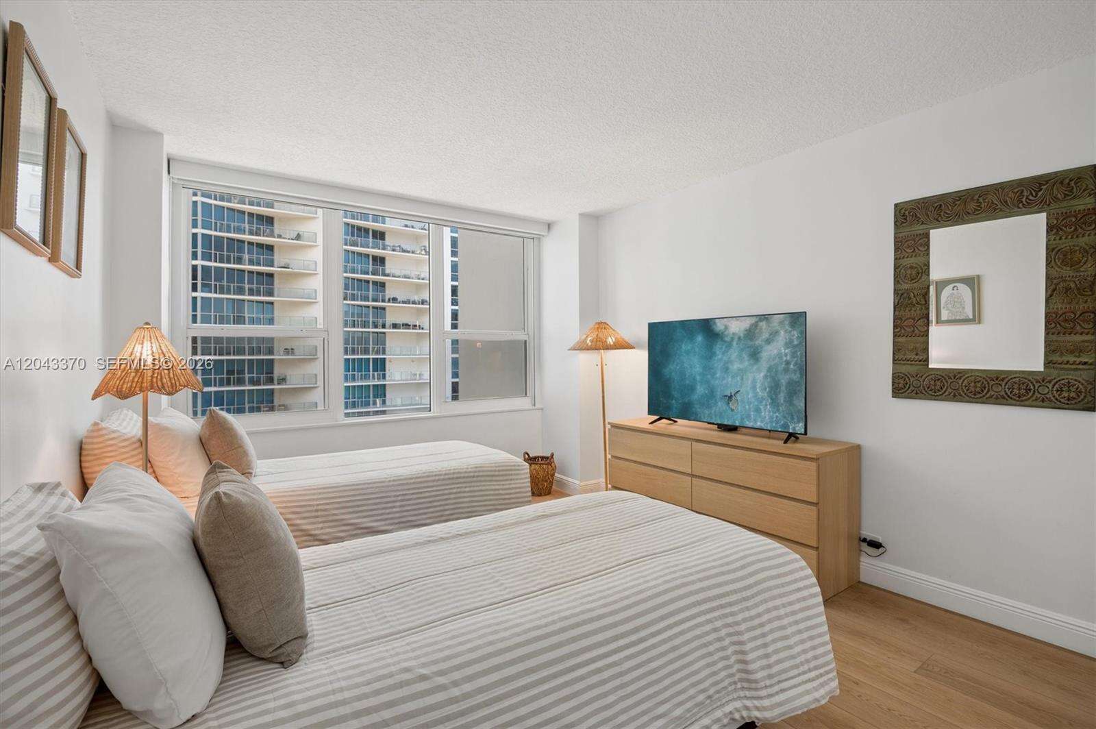 Alexander Towers at 3505 Ocean Dr, Hollywood, FL 33019 - For Rent photo 8