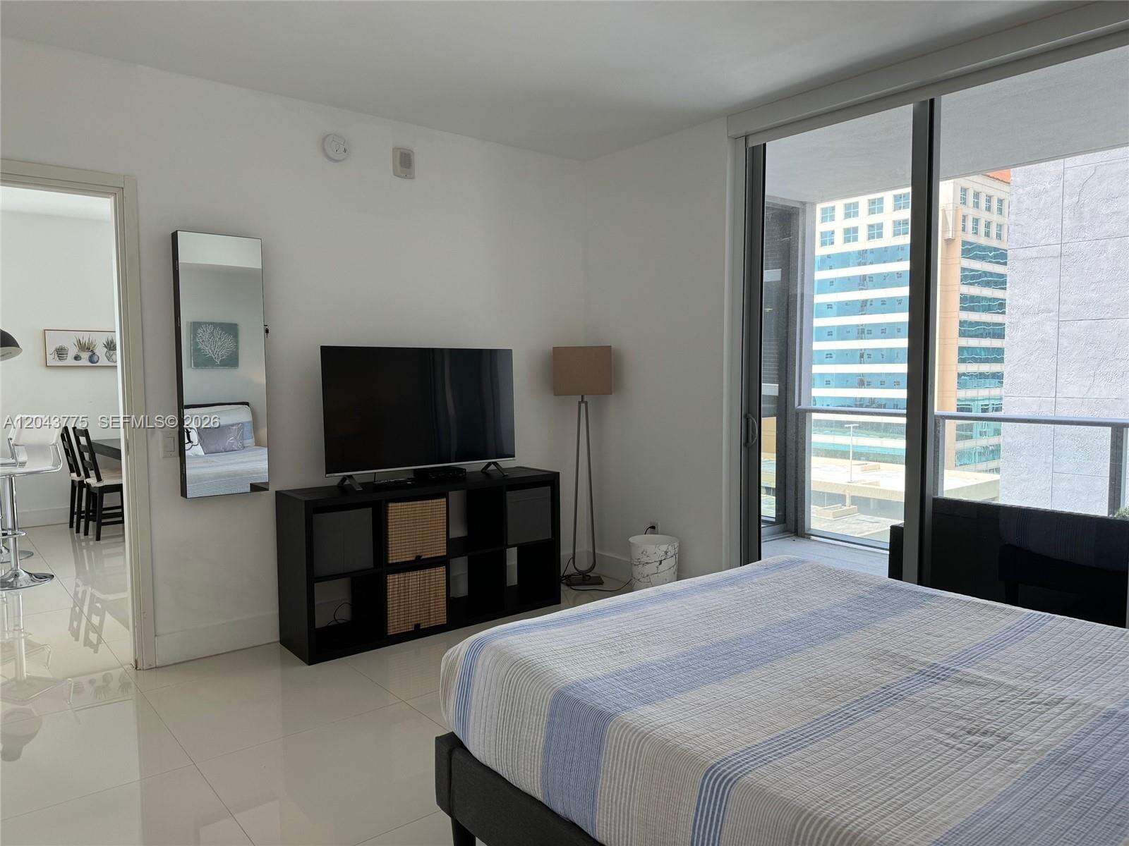 Brickell House at 1300 Brickell Bay Dr, Miami, FL 33131 - For Rent photo 14
