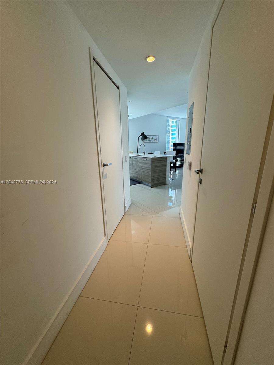 Brickell House at 1300 Brickell Bay Dr, Miami, FL 33131 - For Rent photo 9