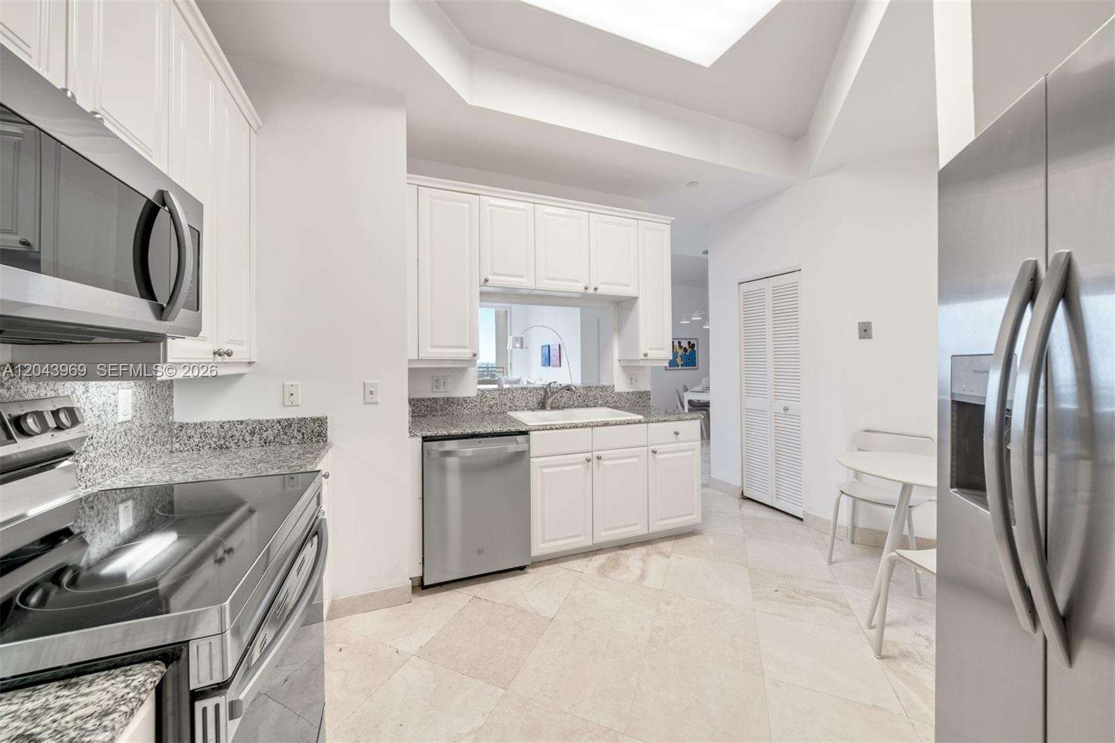 One Tequesta Point at 888 Brickell Key Dr, Miami, FL 33131 - For Rent photo 26