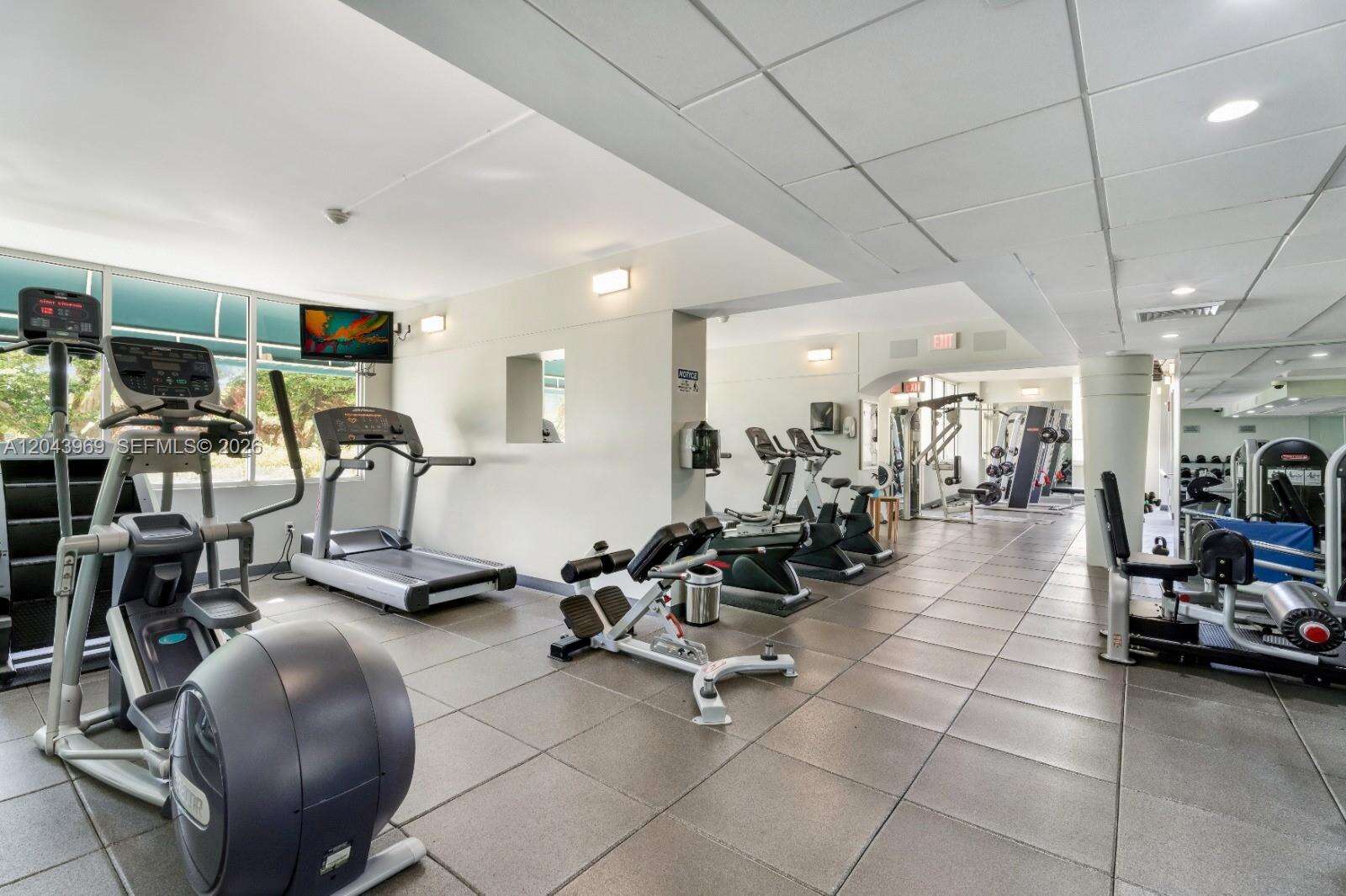 One Tequesta Point at 888 Brickell Key Dr, Miami, FL 33131 - For Rent photo 42