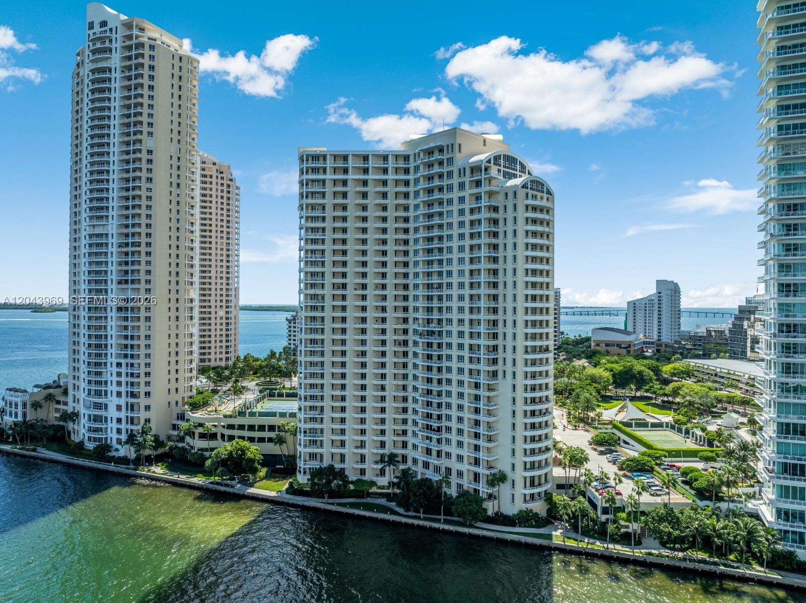 One Tequesta Point at 888 Brickell Key Dr, Miami, FL 33131 - For Rent photo 59