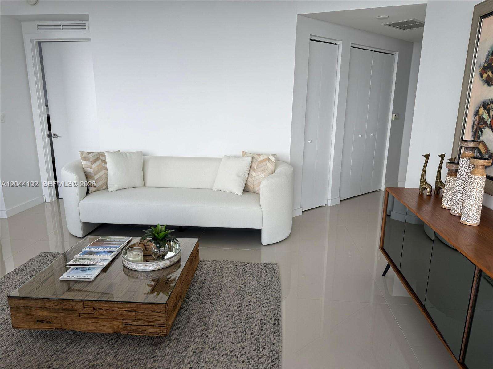 Aria On The Bay at 488 18 St, Miami, FL 33132 - For Rent photo 11