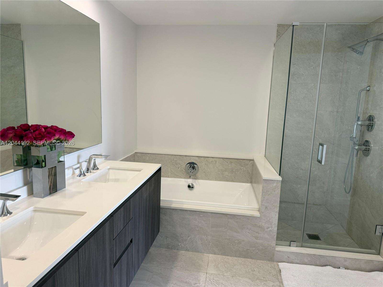Aria On The Bay at 488 18 St, Miami, FL 33132 - For Rent photo 15