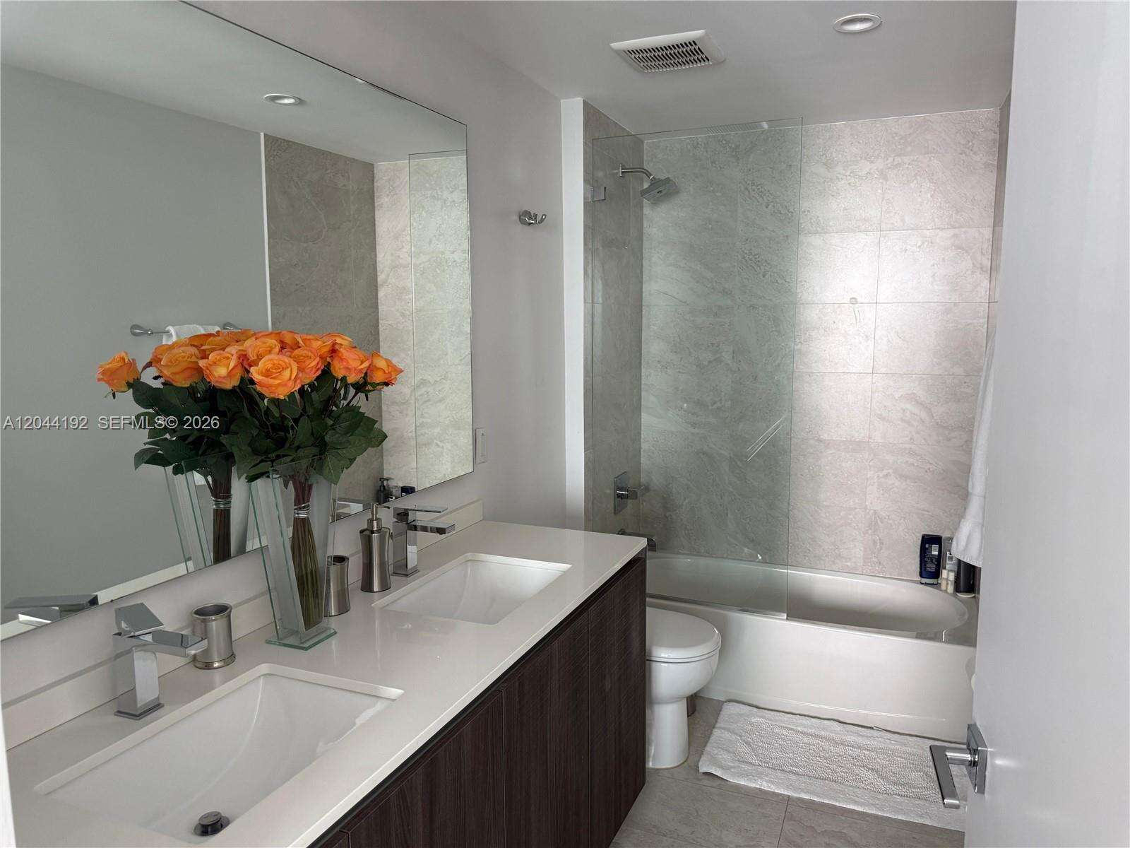 Aria On The Bay at 488 18 St, Miami, FL 33132 - For Rent photo 17