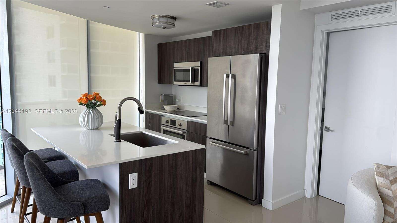 Aria On The Bay at 488 18 St, Miami, FL 33132 - For Rent photo 6