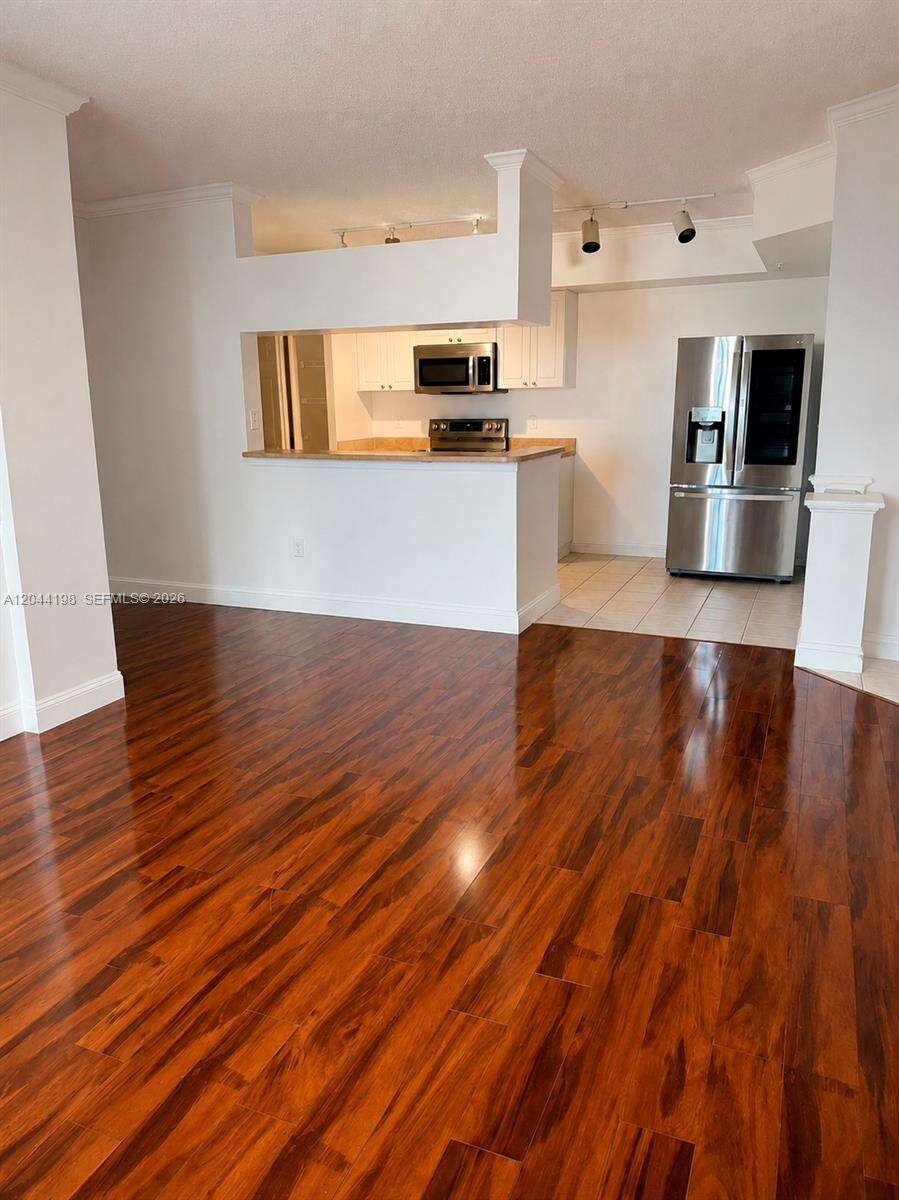 Porto Bellagio at 17145 Bay Rd, Sunny Isles Beach, FL 33160 - For Rent photo 11