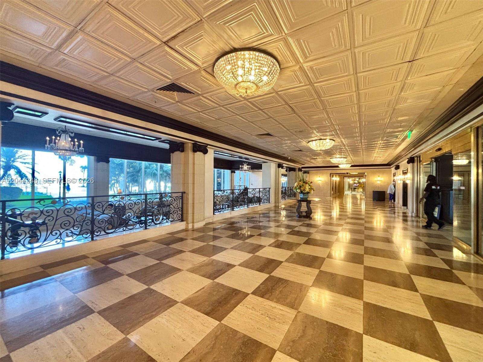Parker Plaza at 2030 Ocean Dr, Hallandale Beach, FL 33009 - For Rent photo 22