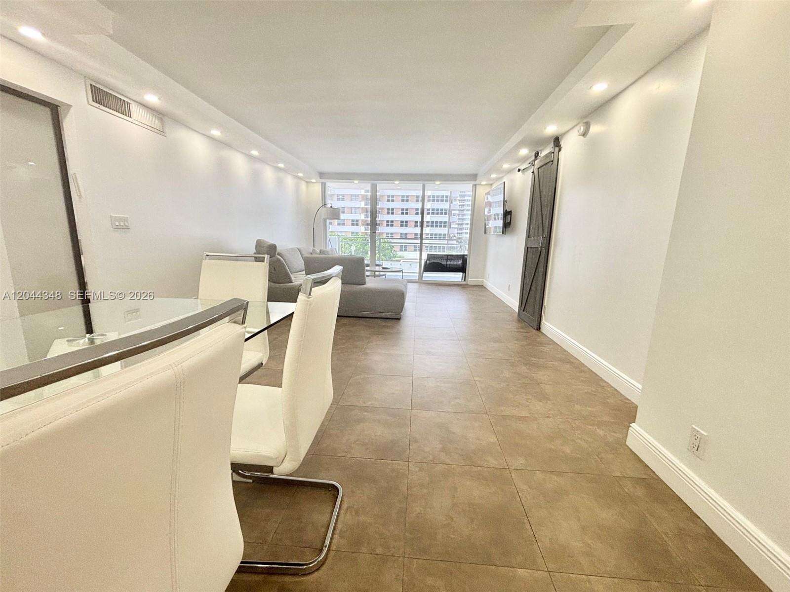 Parker Plaza at 2030 Ocean Dr, Hallandale Beach, FL 33009 - For Rent photo 8
