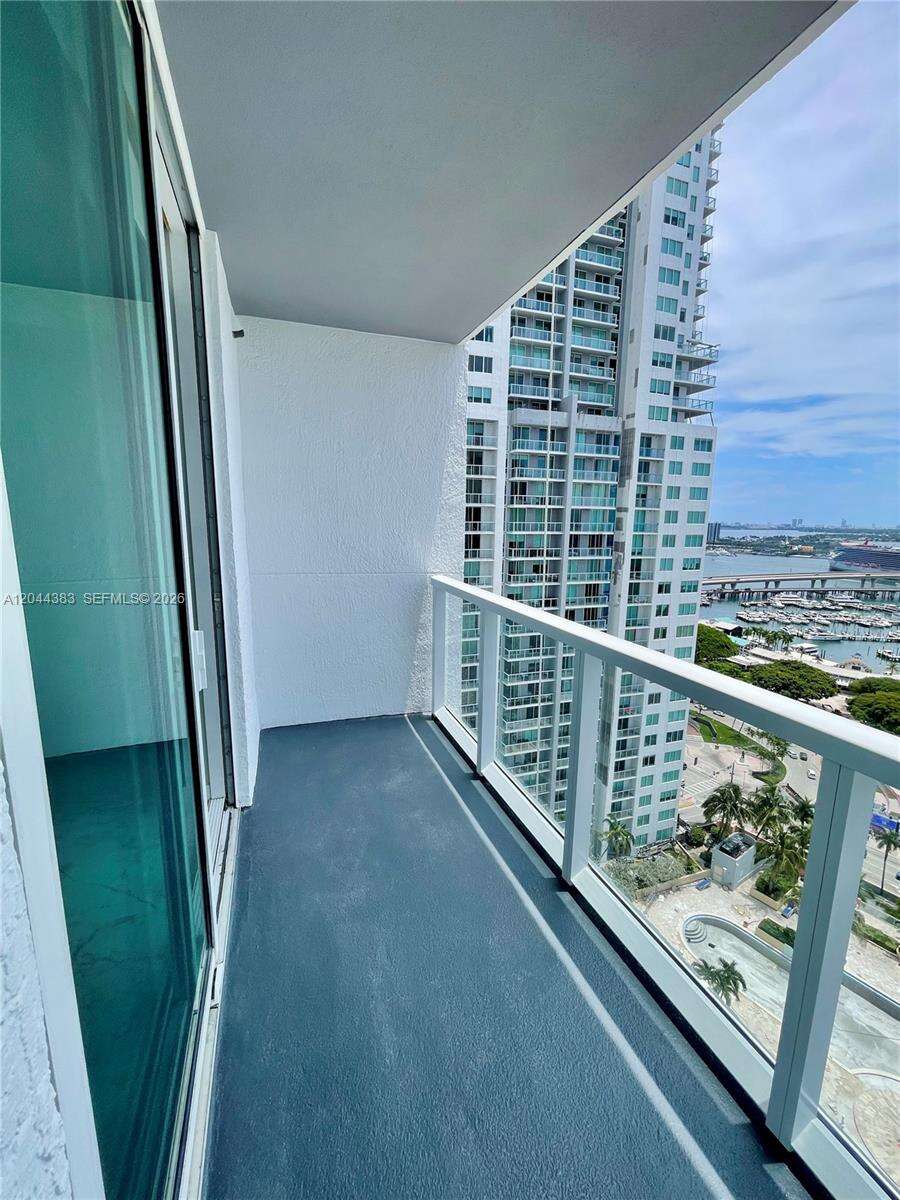 Vizcayne South at 253 2 St, Miami, FL 33132 - For Rent photo 16