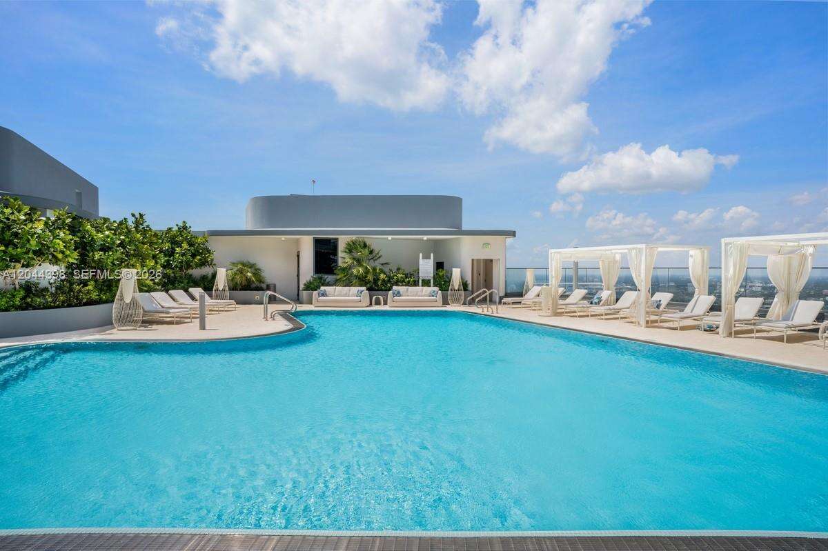 Brickell Flatiron at 1000 Brickell Plz, Miami, FL 33131 - For Rent photo 13
