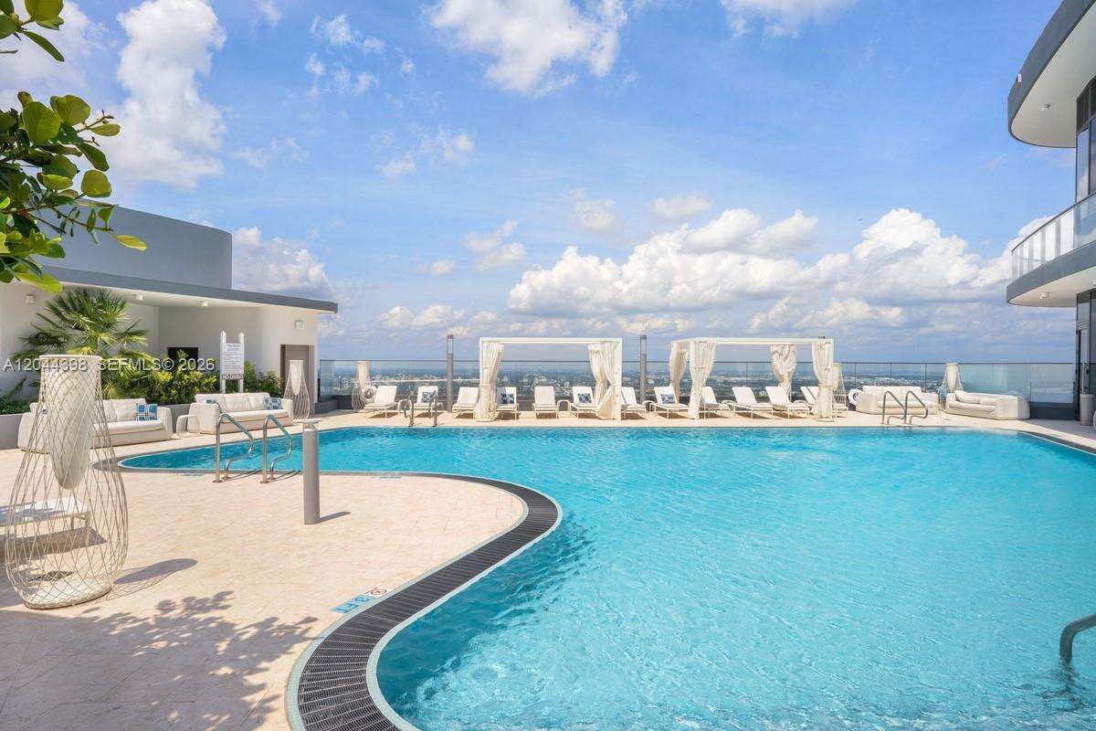 Brickell Flatiron at 1000 Brickell Plz, Miami, FL 33131 - For Rent photo 14