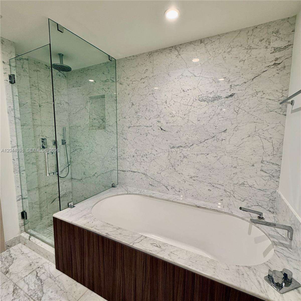 Brickell Flatiron at 1000 Brickell Plz, Miami, FL 33131 - For Rent photo 24