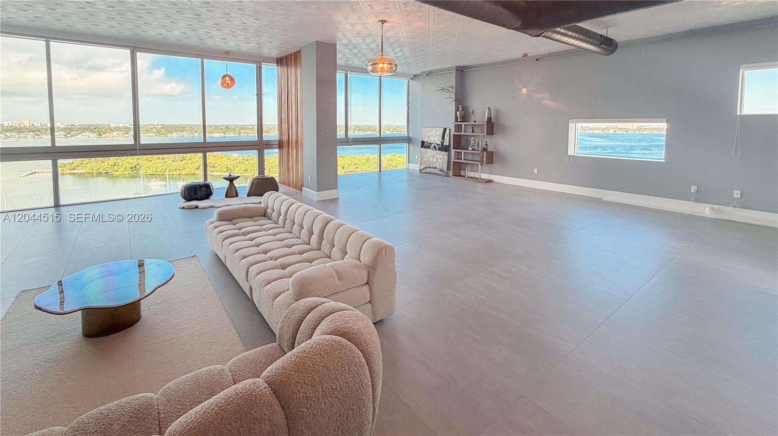 Space 01 at 7934 W Dr, North Bay Village, FL 33141 - For Rent photo 8