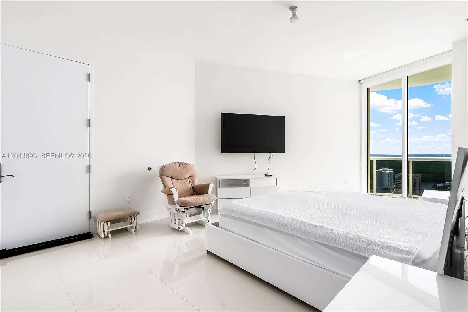 Trump Tower 1 at 16001 Collins Ave, Sunny Isles Beach, FL 33160 - For Rent photo 16