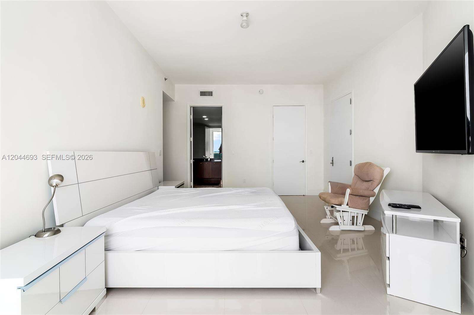 Trump Tower 1 at 16001 Collins Ave, Sunny Isles Beach, FL 33160 - For Rent photo 17