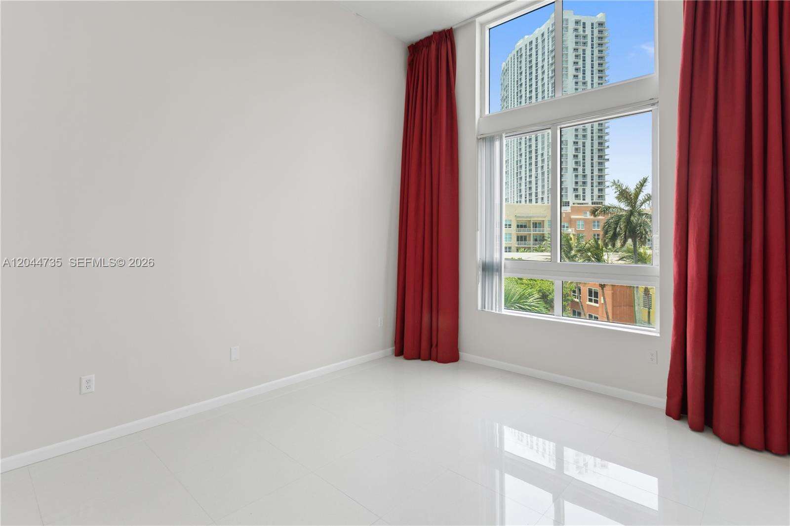 Quantum On The Bay at 1900 Bayshore Dr Dr, Miami, FL 33132 - For Rent photo 6