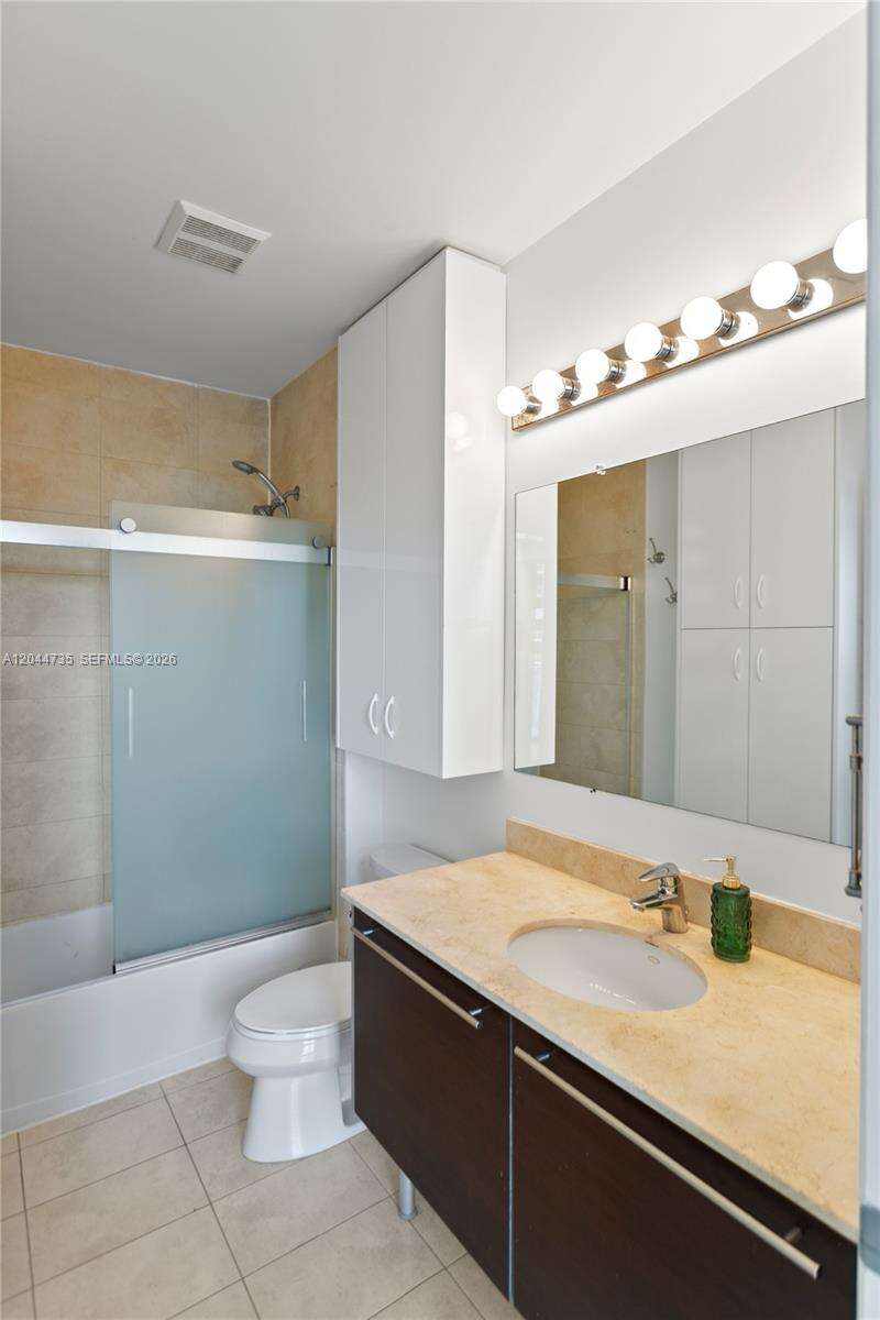 Quantum On The Bay at 1900 Bayshore Dr Dr, Miami, FL 33132 - For Rent photo 10