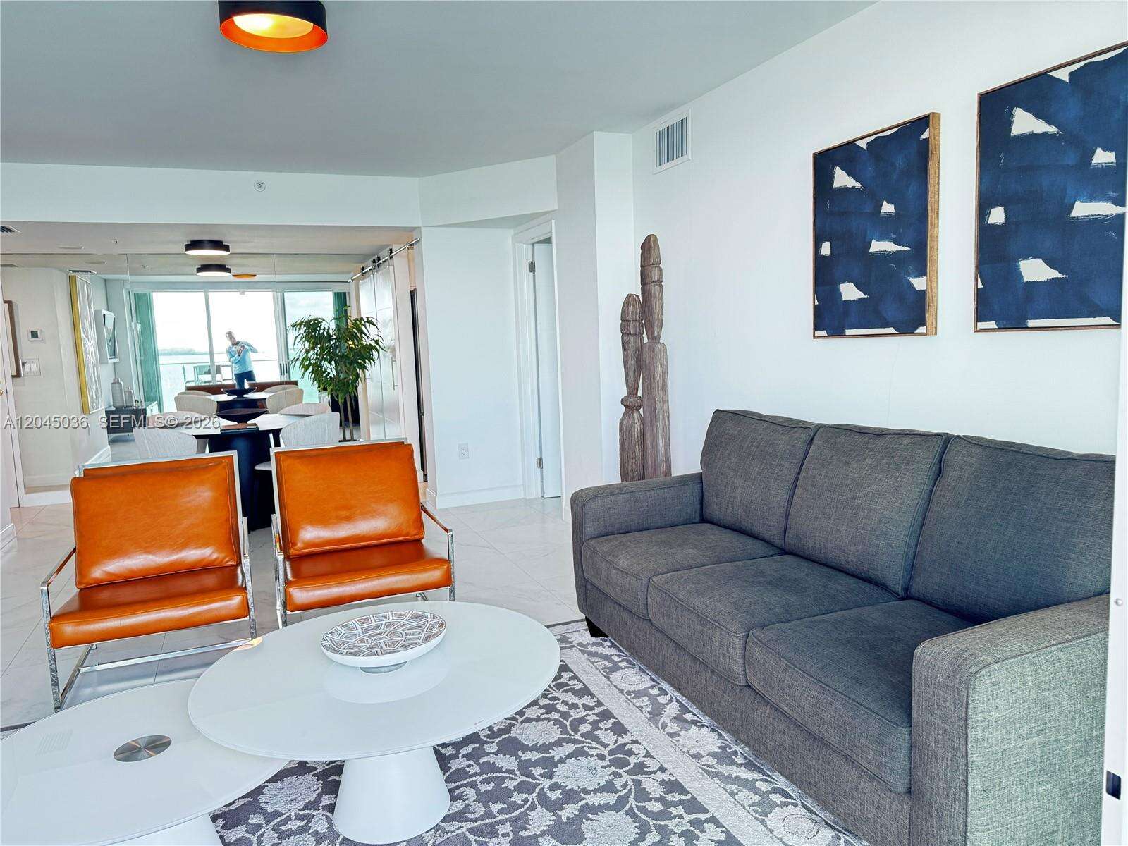 St Louis at 800 Claughton Island Dr, Miami, FL 33131 - For Rent photo 8