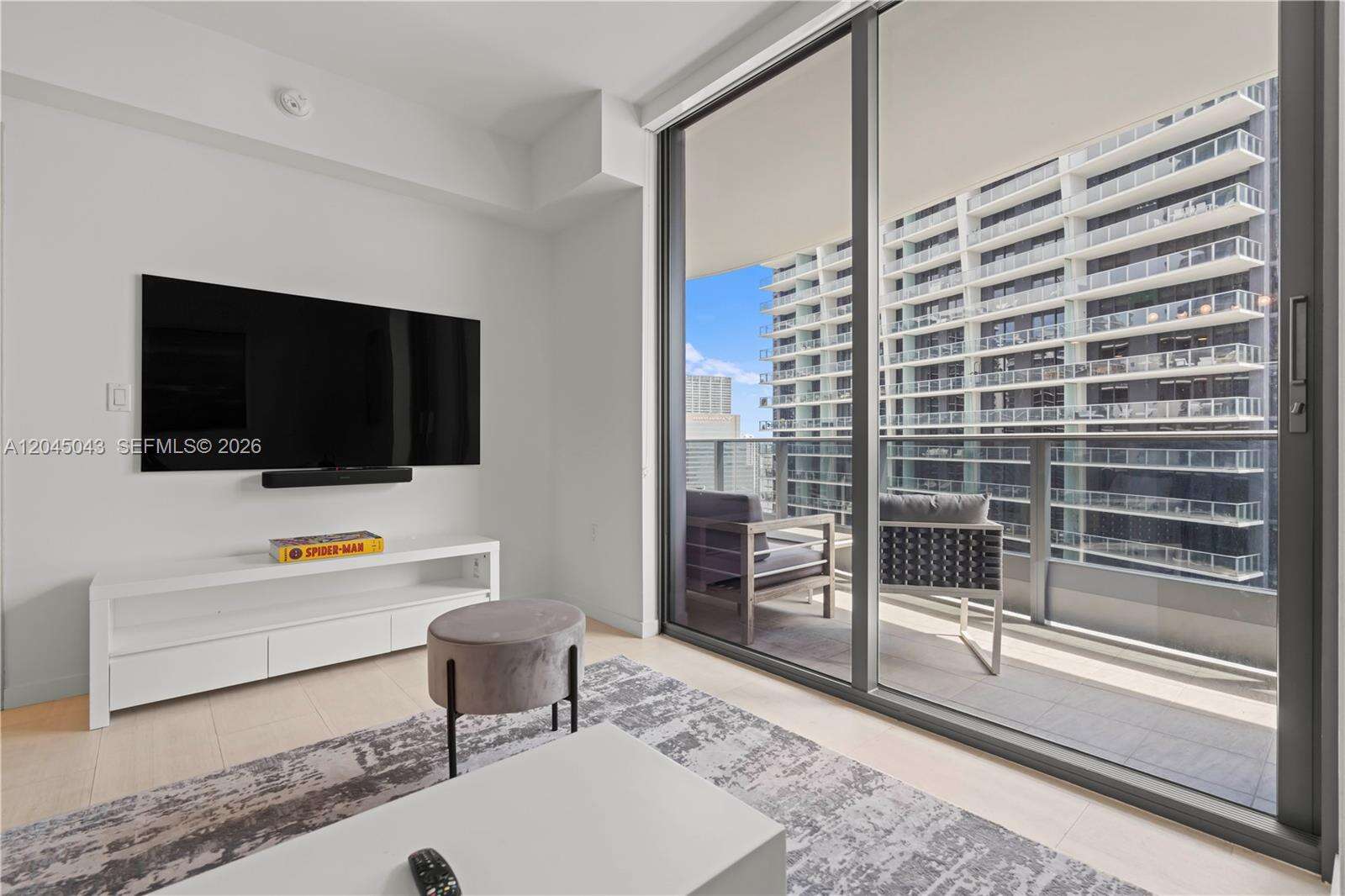Brickell Flatiron at 1000 Brickell Plz, Miami, FL 33131 - For Rent photo 12